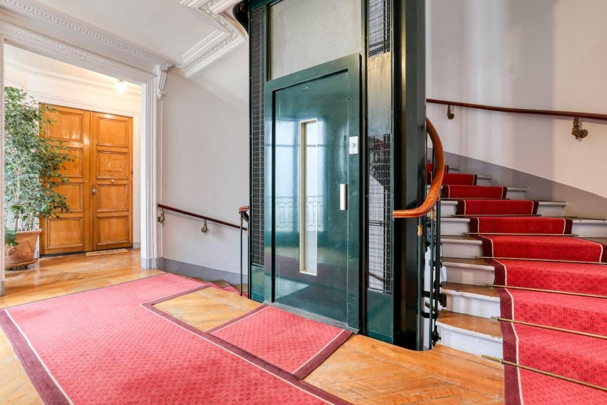 Wonderful AC Apartment Terrace Madeleine Opera