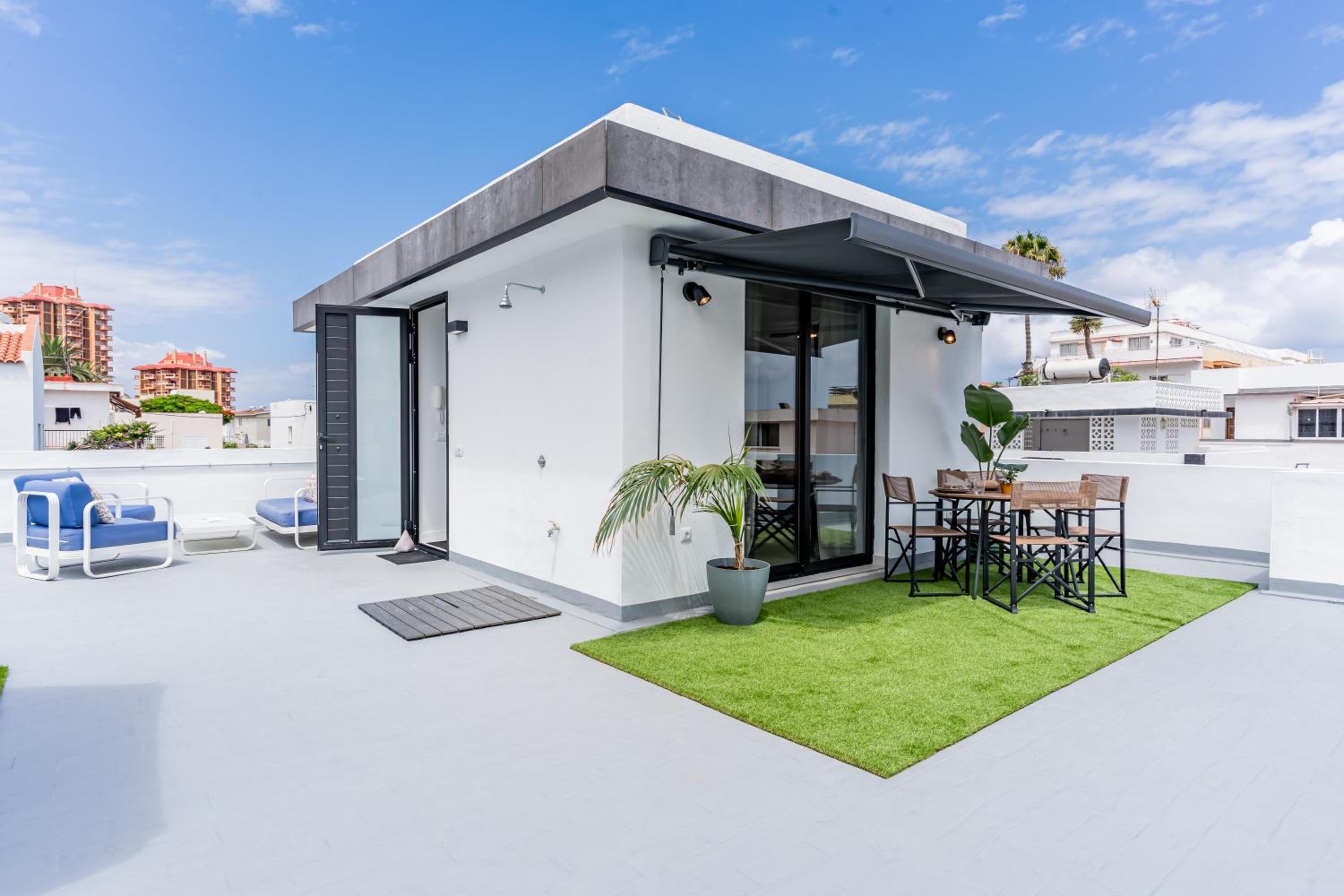 Splendid penthouse with terrace in the center of Puerto de la Cruz