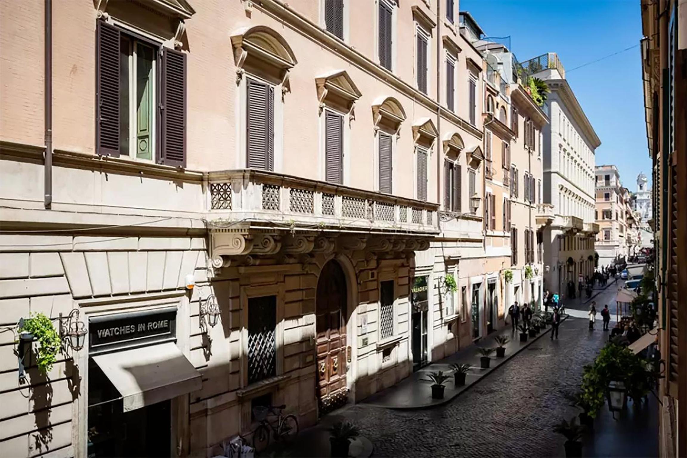Spagna Historical by Spanish Steps