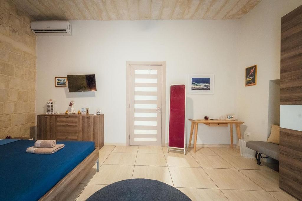 Charming 2-Bedroom in the Heart of La Valletta
