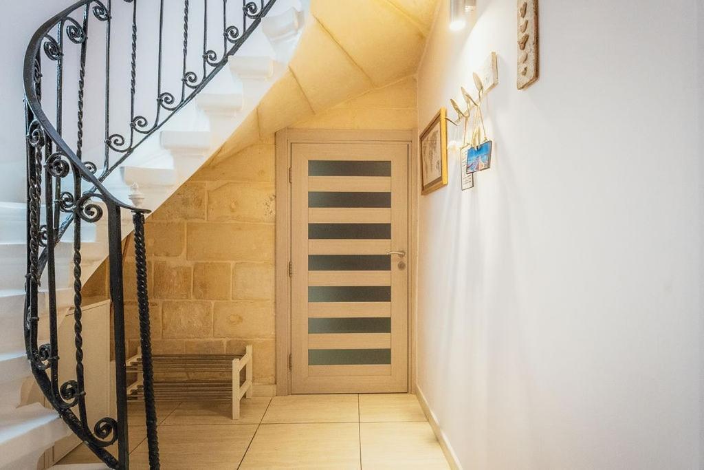 Charming 2-Bedroom in the Heart of La Valletta