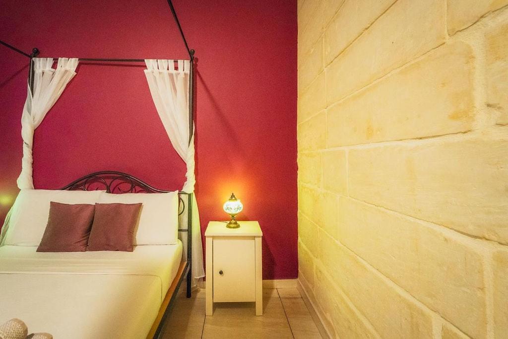 Charming 2-Bedroom in the Heart of La Valletta