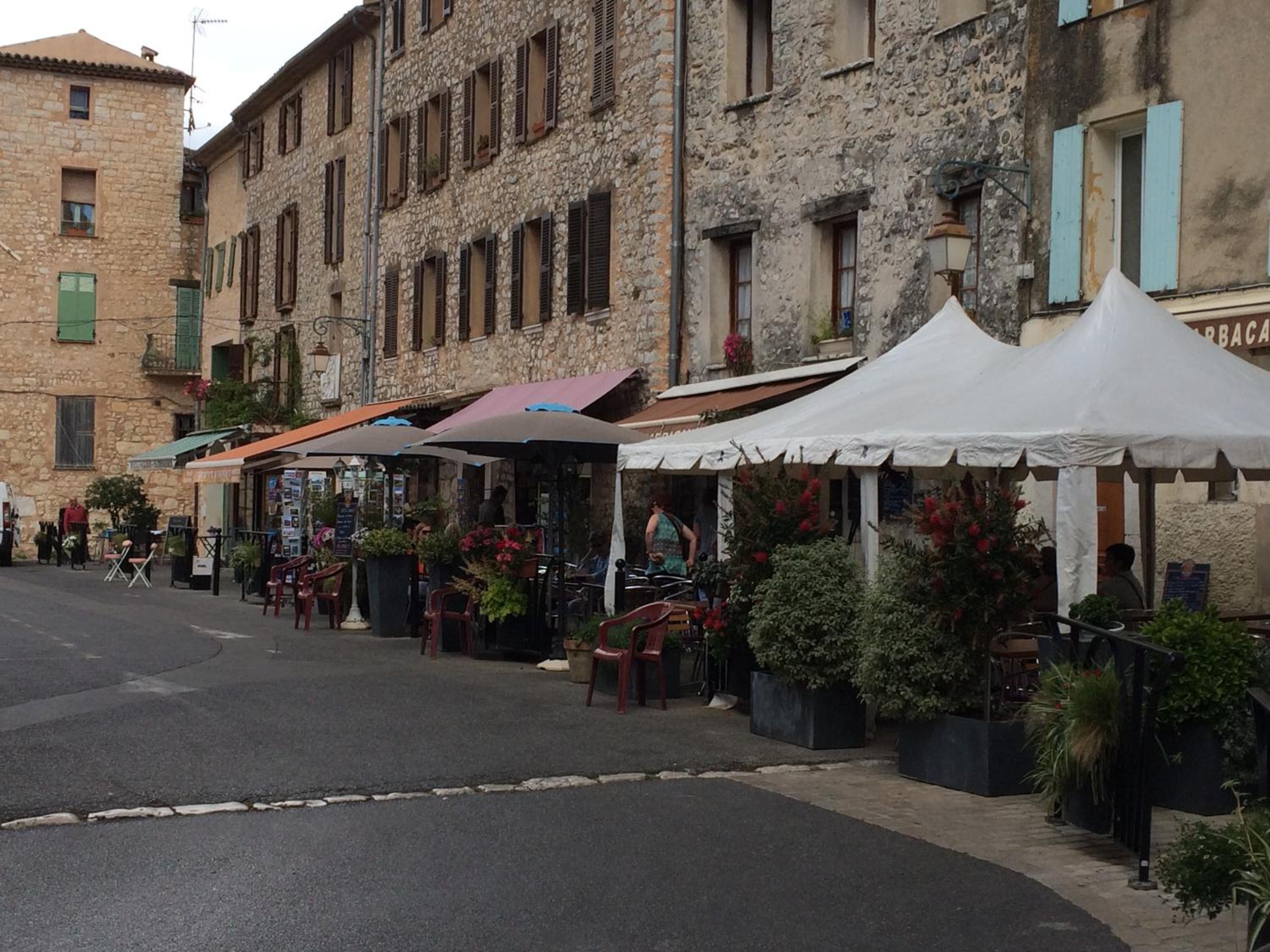 restaurant
