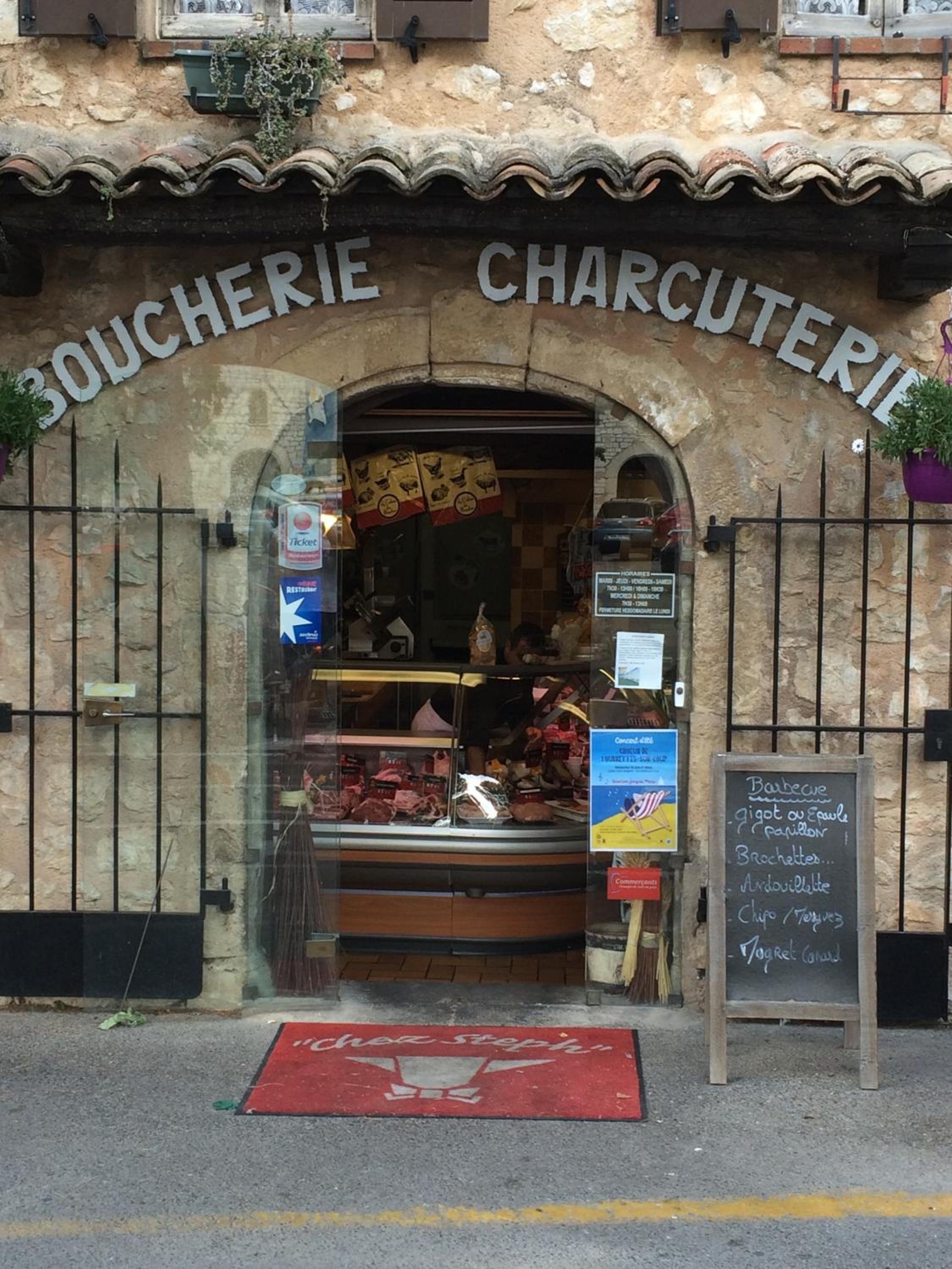 restaurant