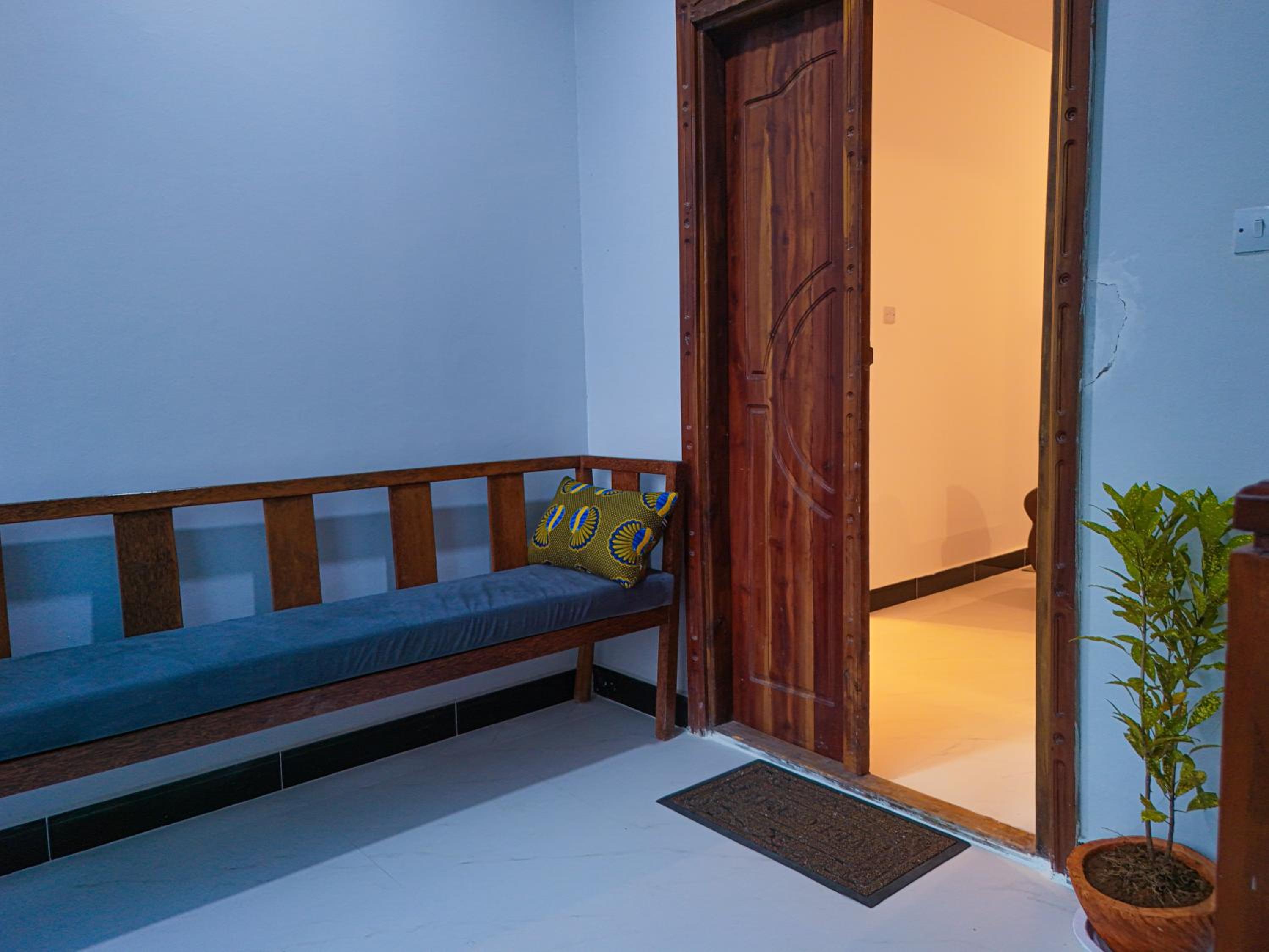 Oceanfront 2BR Zanzibar - Free Airport Shuttle