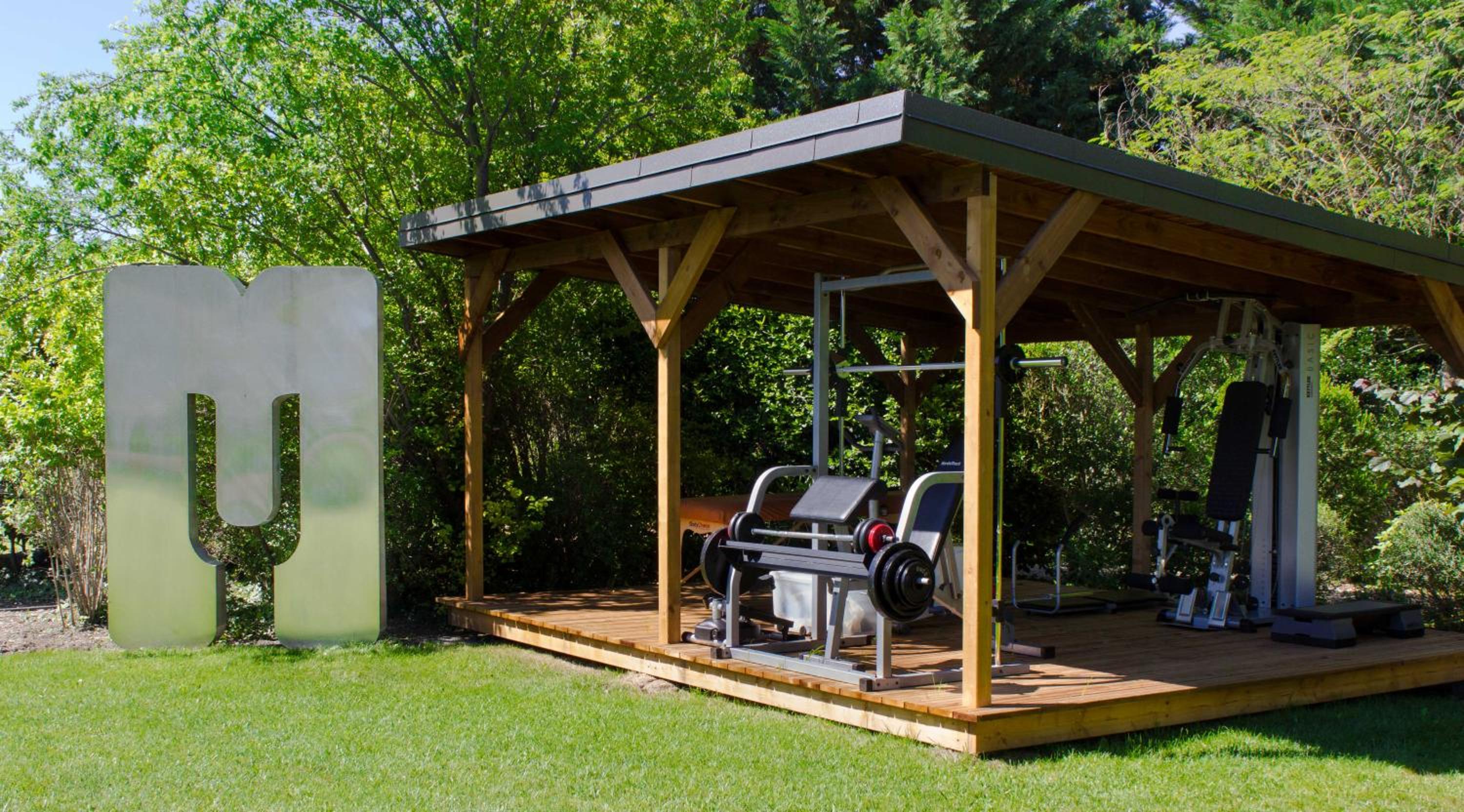 outdoor BBQ area