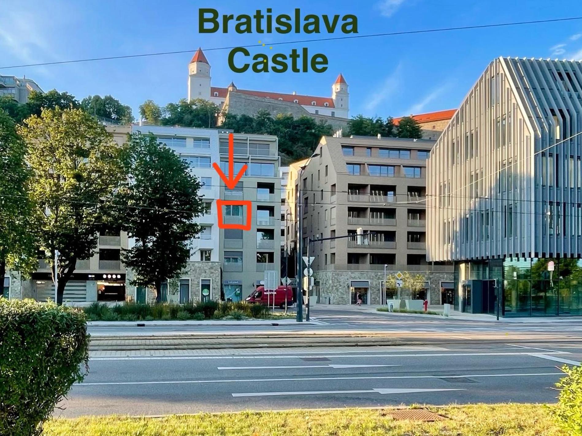 Romance Under the Castle