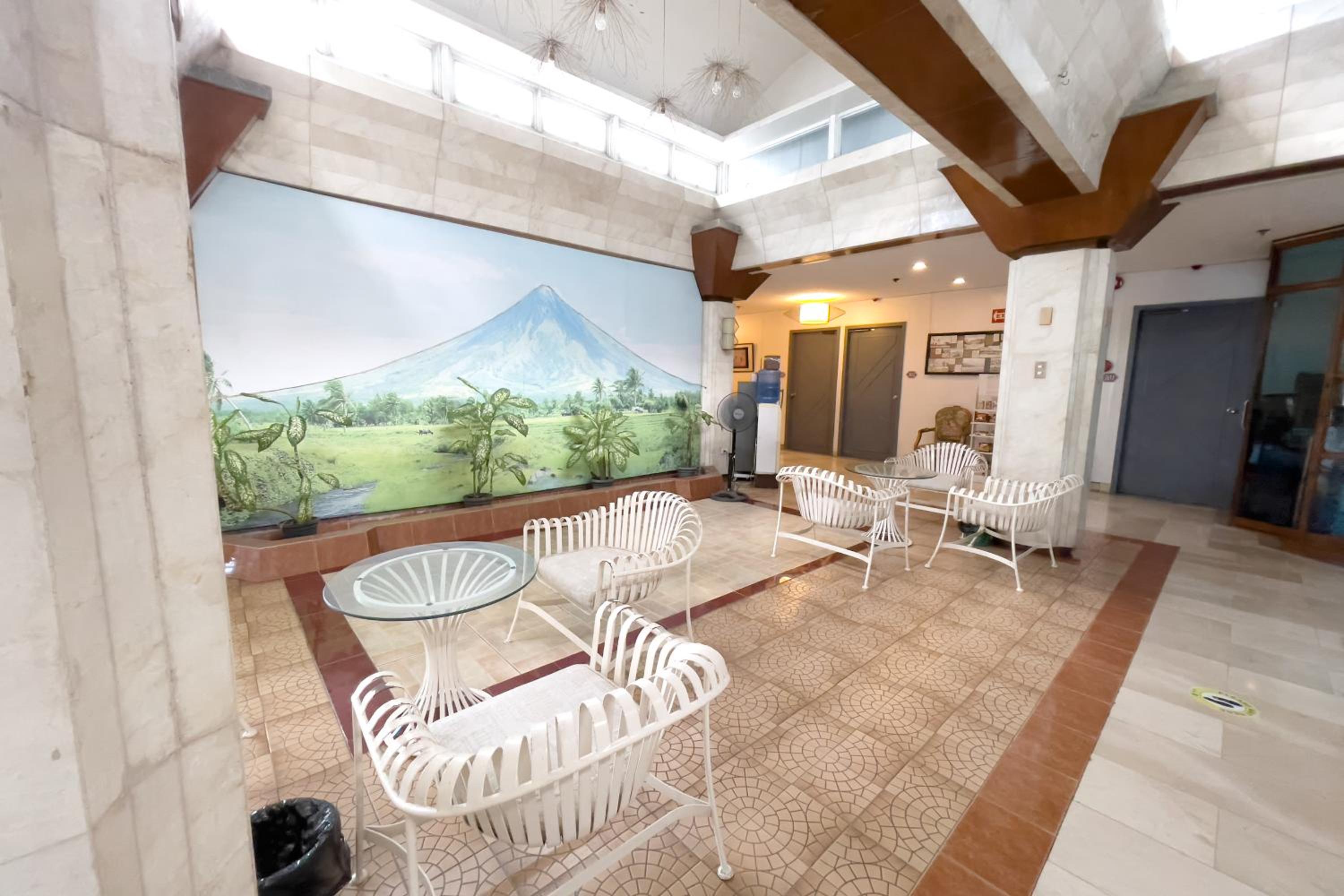 Legazpi Tourist Inn