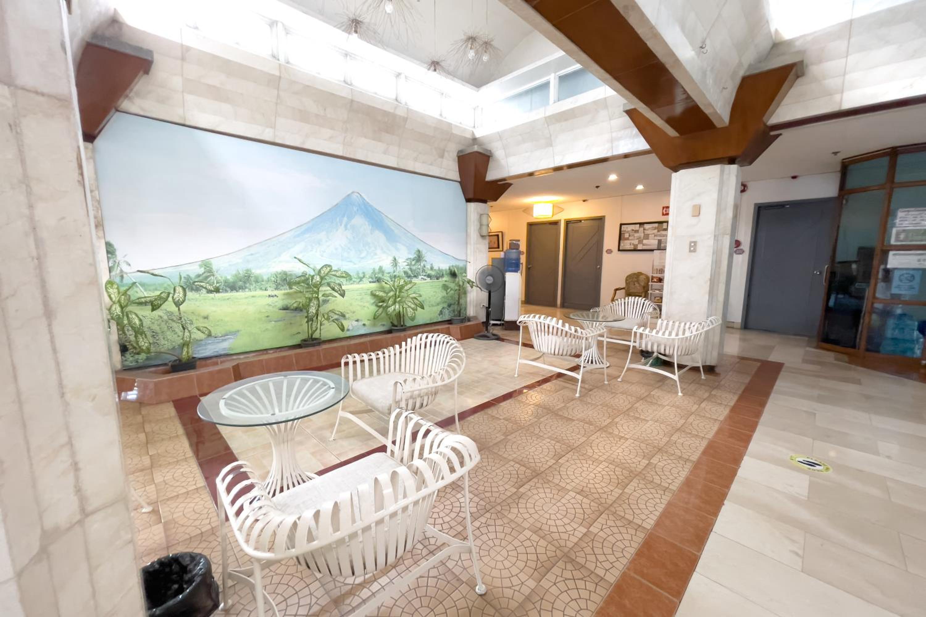 Legazpi Tourist Inn
