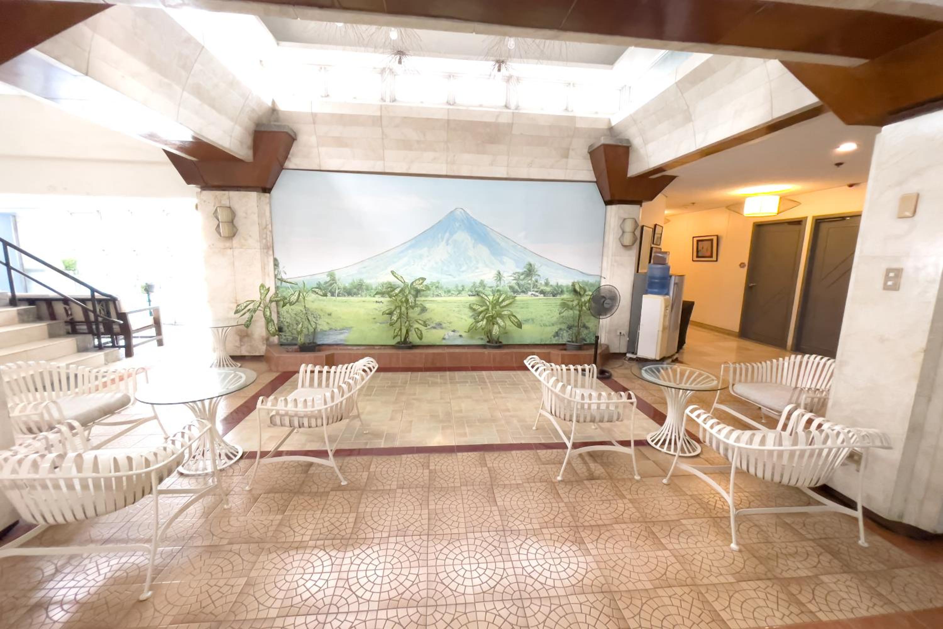 Legazpi Tourist Inn