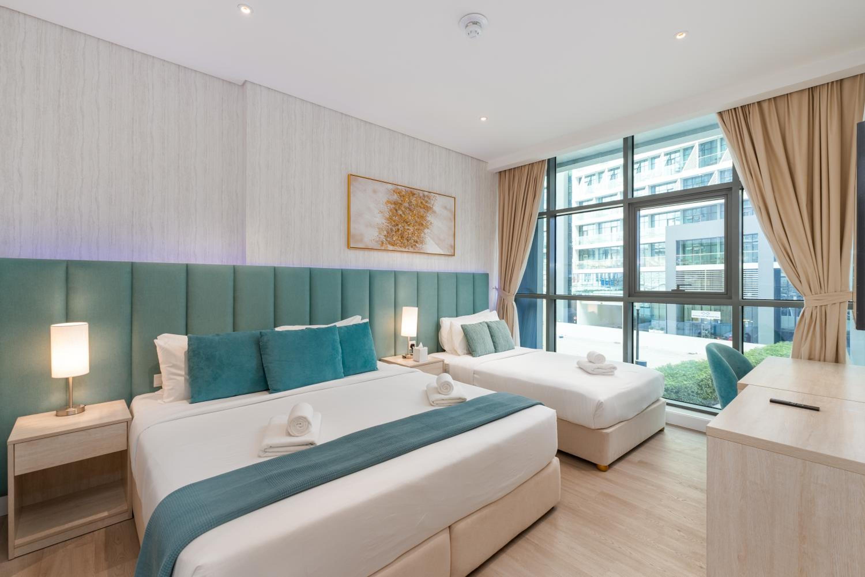 Seven Palm, Palm Jumeirah - Mint Stay