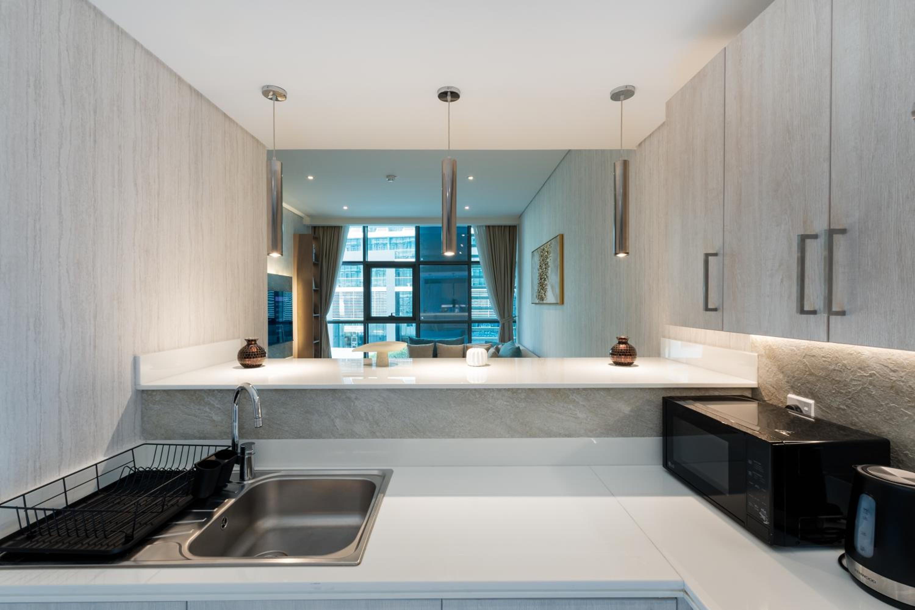 Seven Palm, Palm Jumeirah - Mint Stay