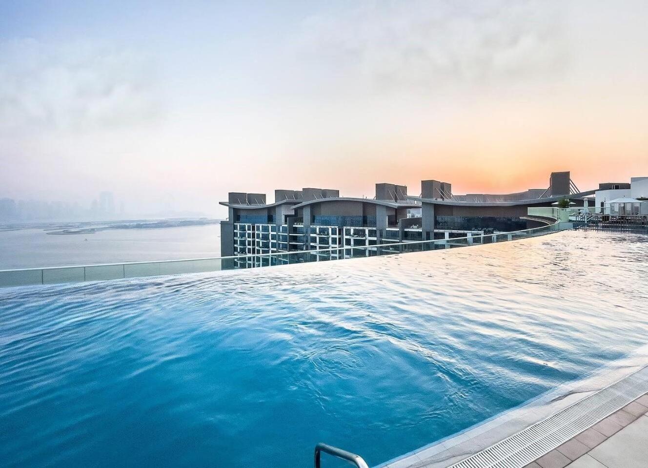 Seven Palm, Palm Jumeirah - Mint Stay