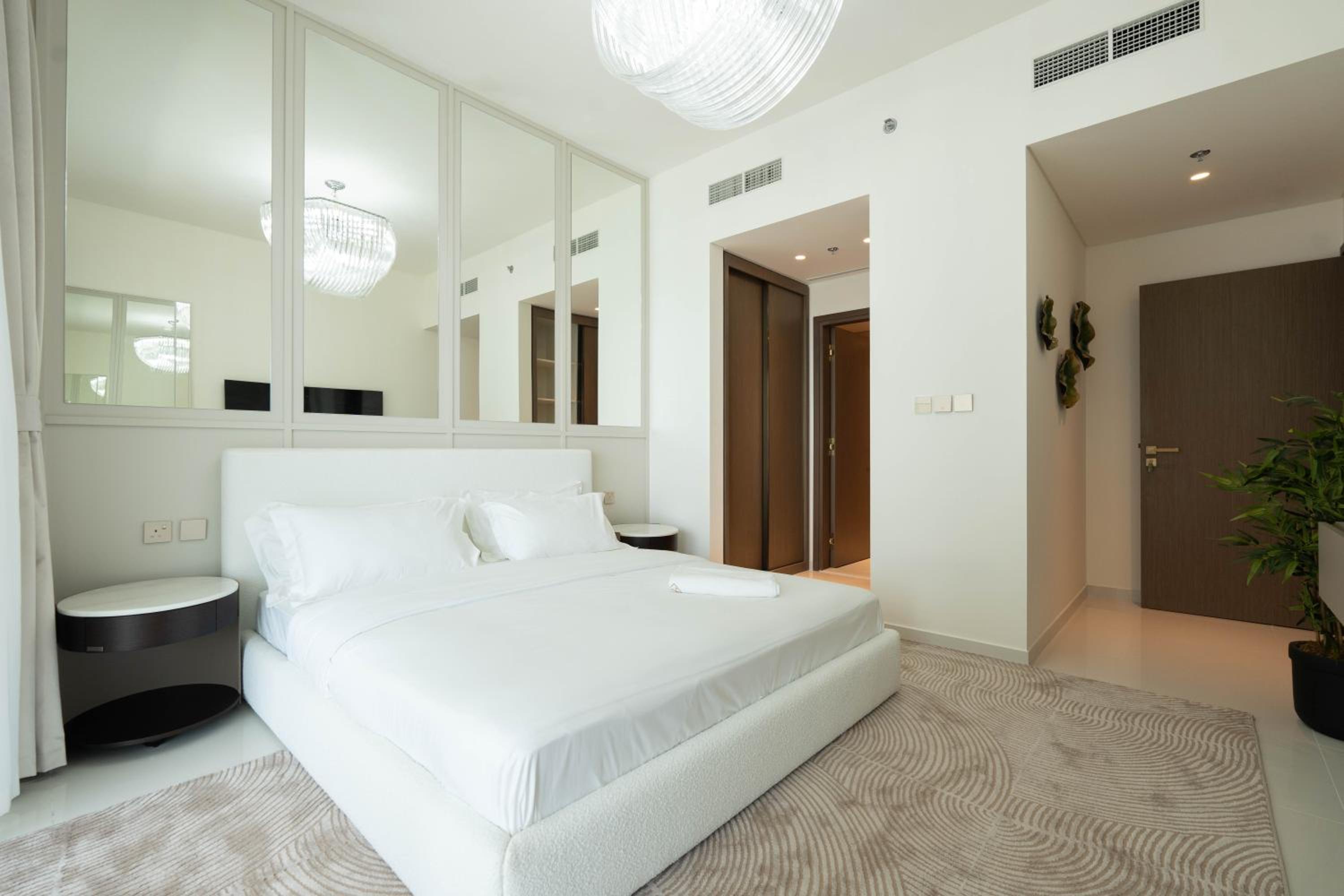 KeyRock - Palm View Luxury Stay in Grand Bleu