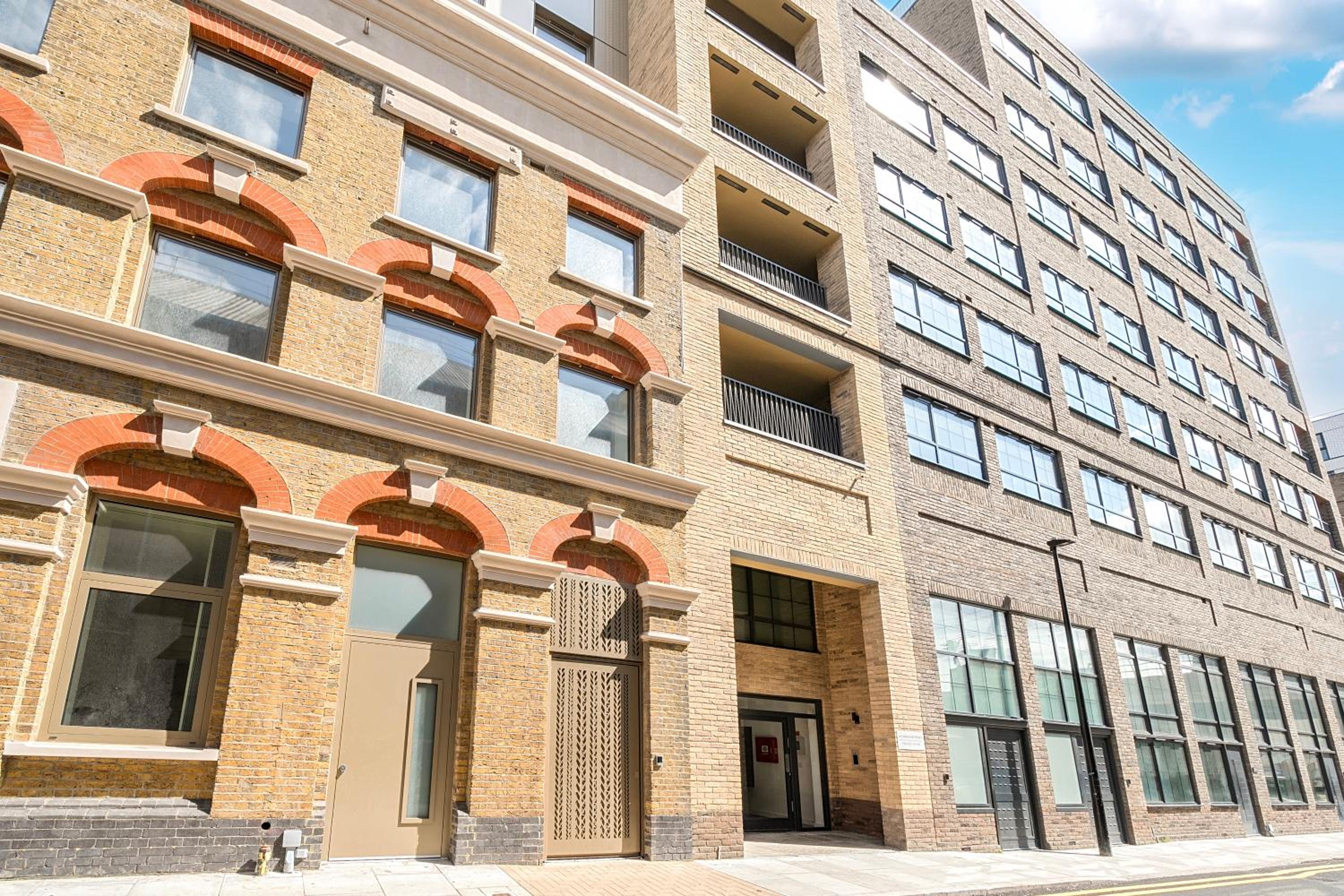Roomspace Serviced Apartments -Caroline Street