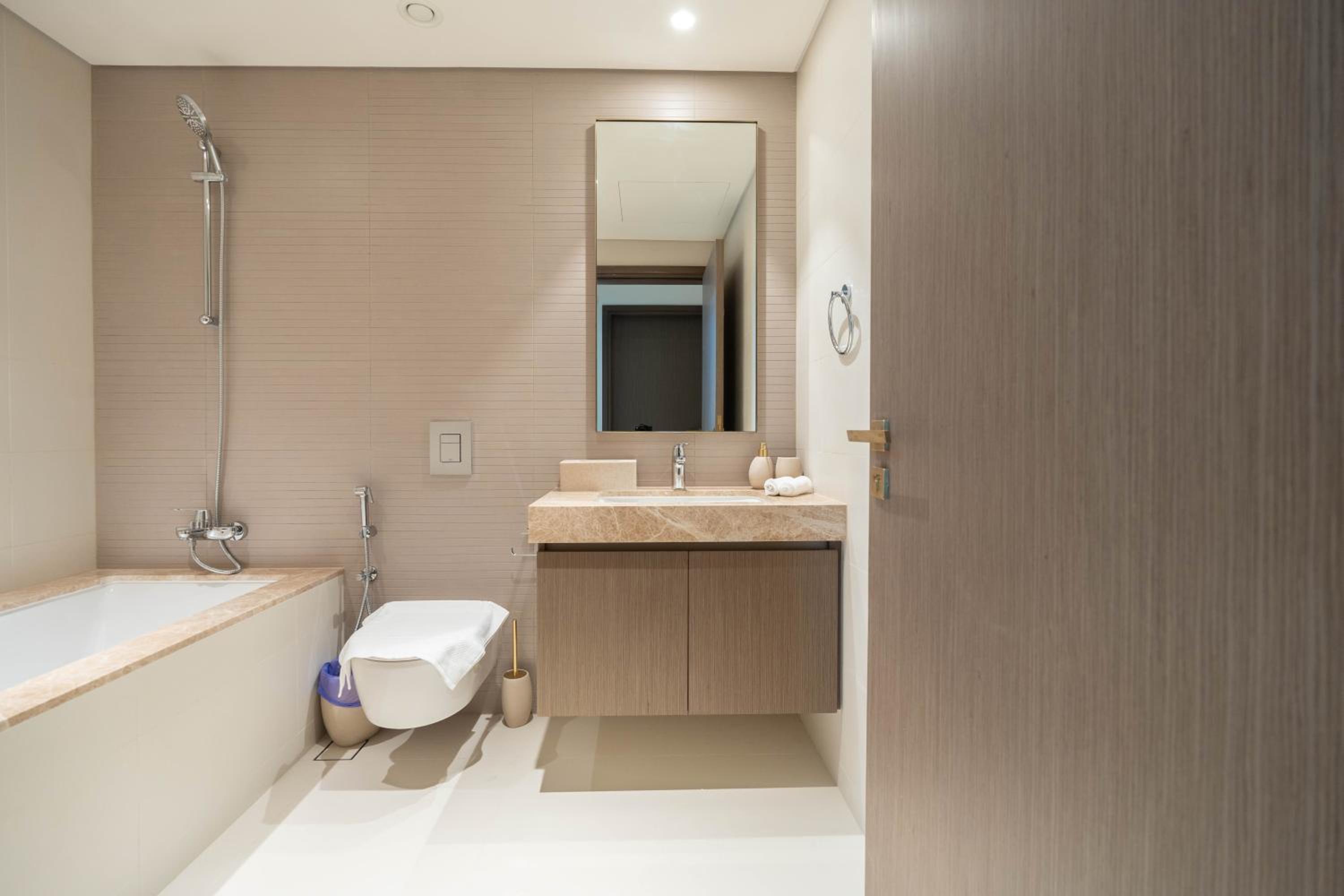 KeyRock - Palm View Luxury Stay in Grand Bleu