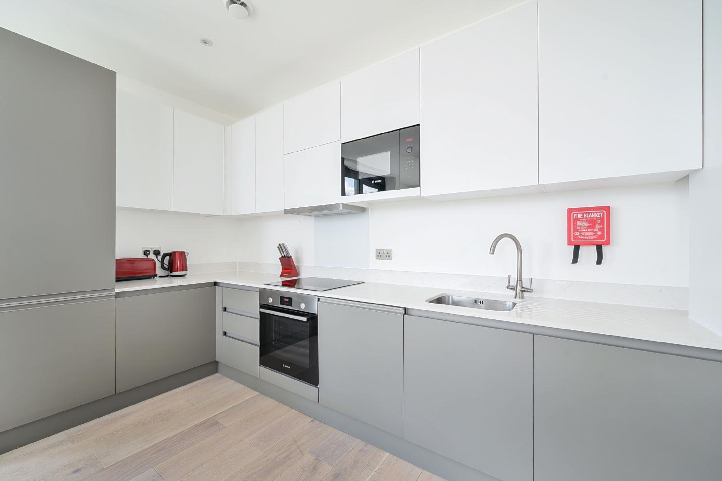 Roomspace Serviced Apartments -Caroline Street