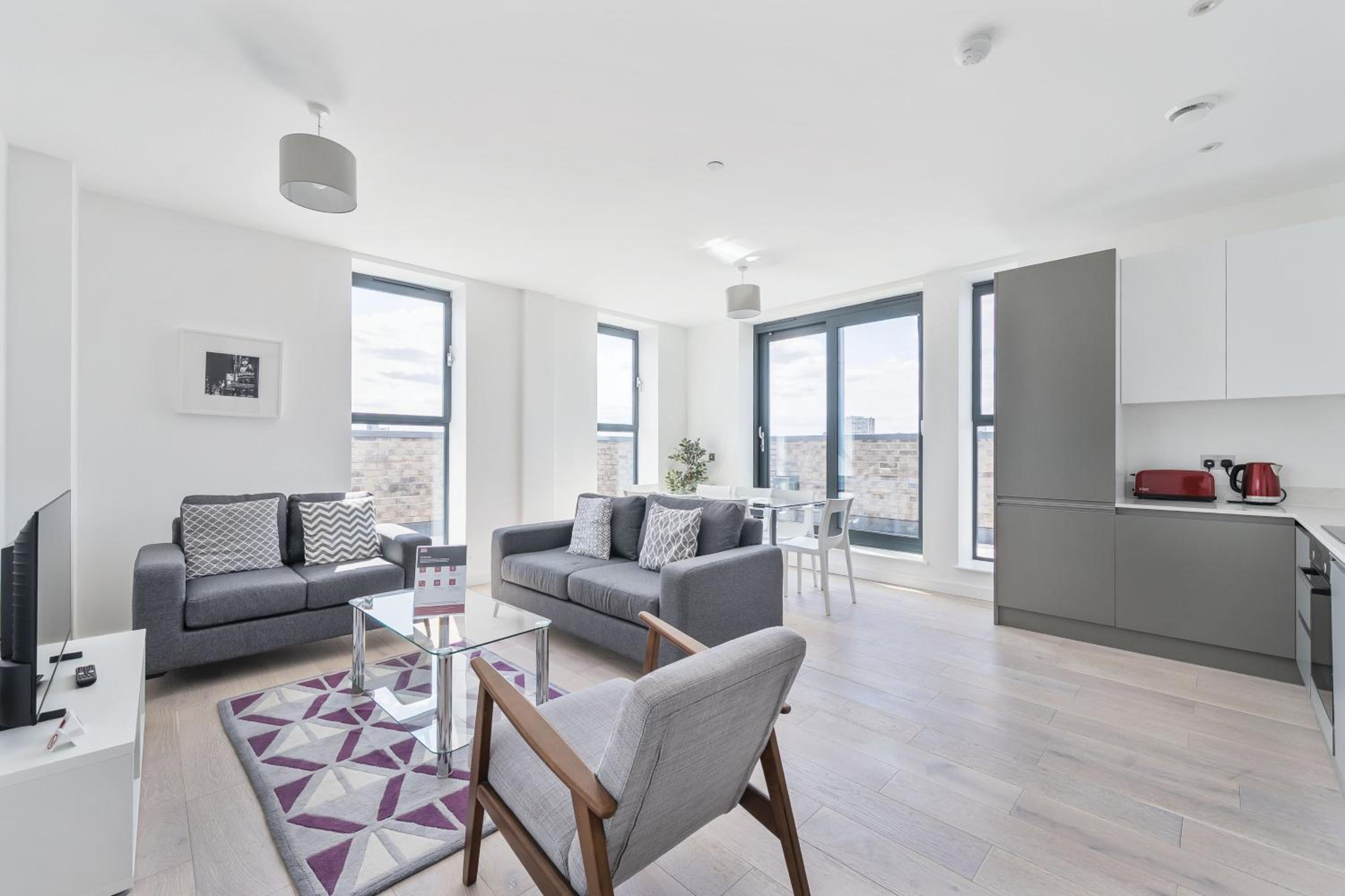Roomspace Serviced Apartments -Caroline Street