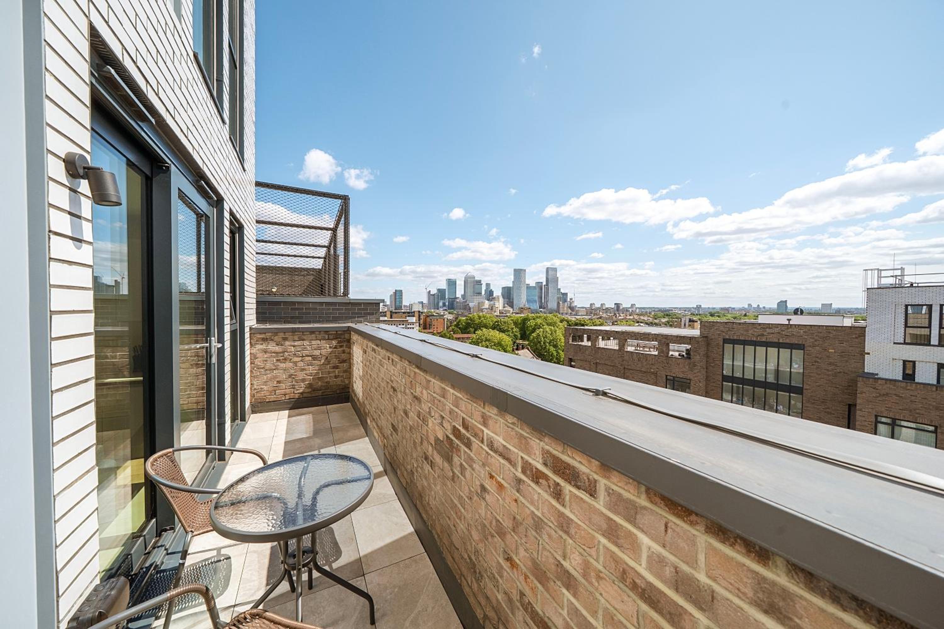 Roomspace Serviced Apartments -Caroline Street