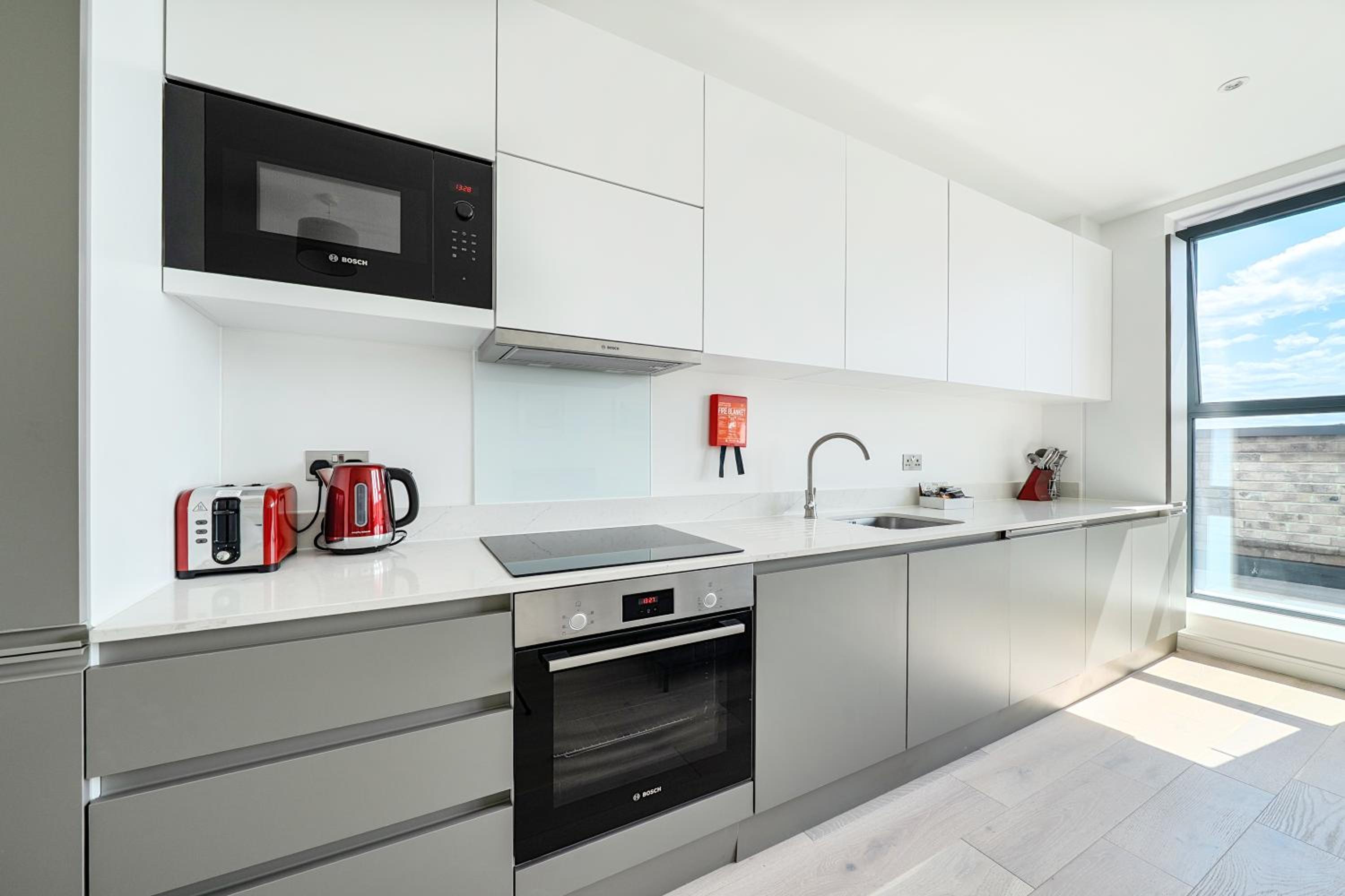 Roomspace Serviced Apartments -Caroline Street