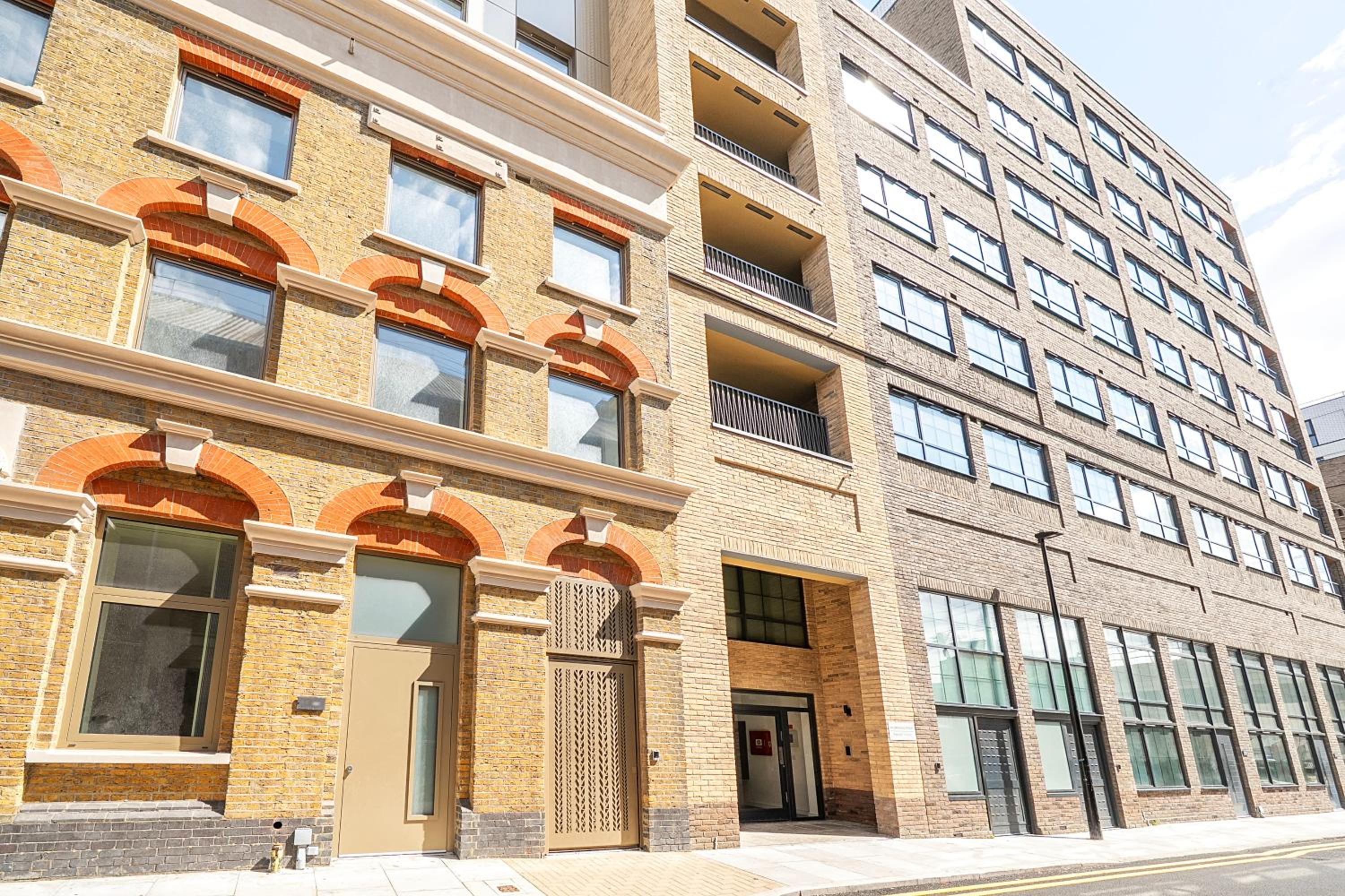 Roomspace Serviced Apartments -Caroline Street