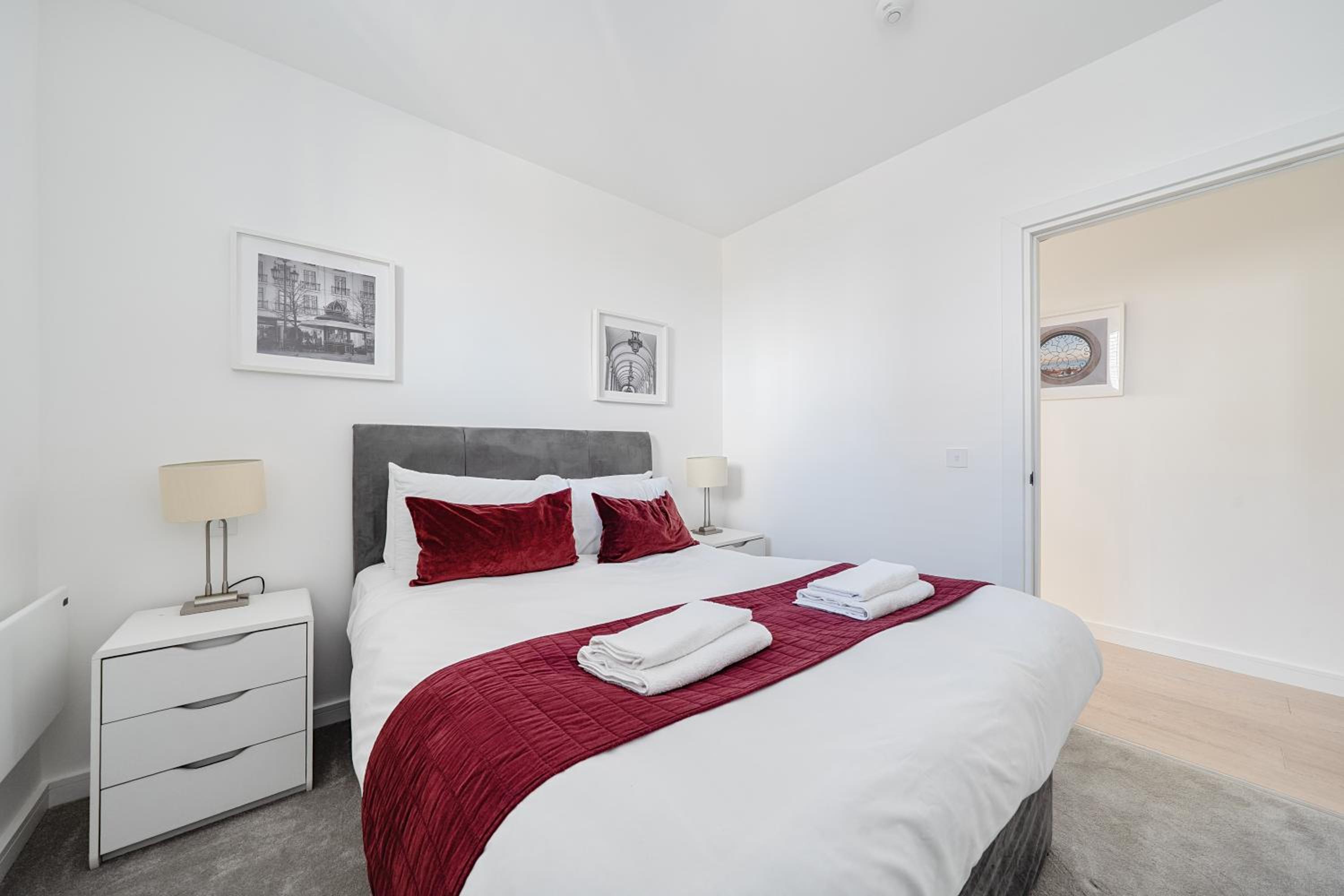 Roomspace Serviced Apartments -Caroline Street