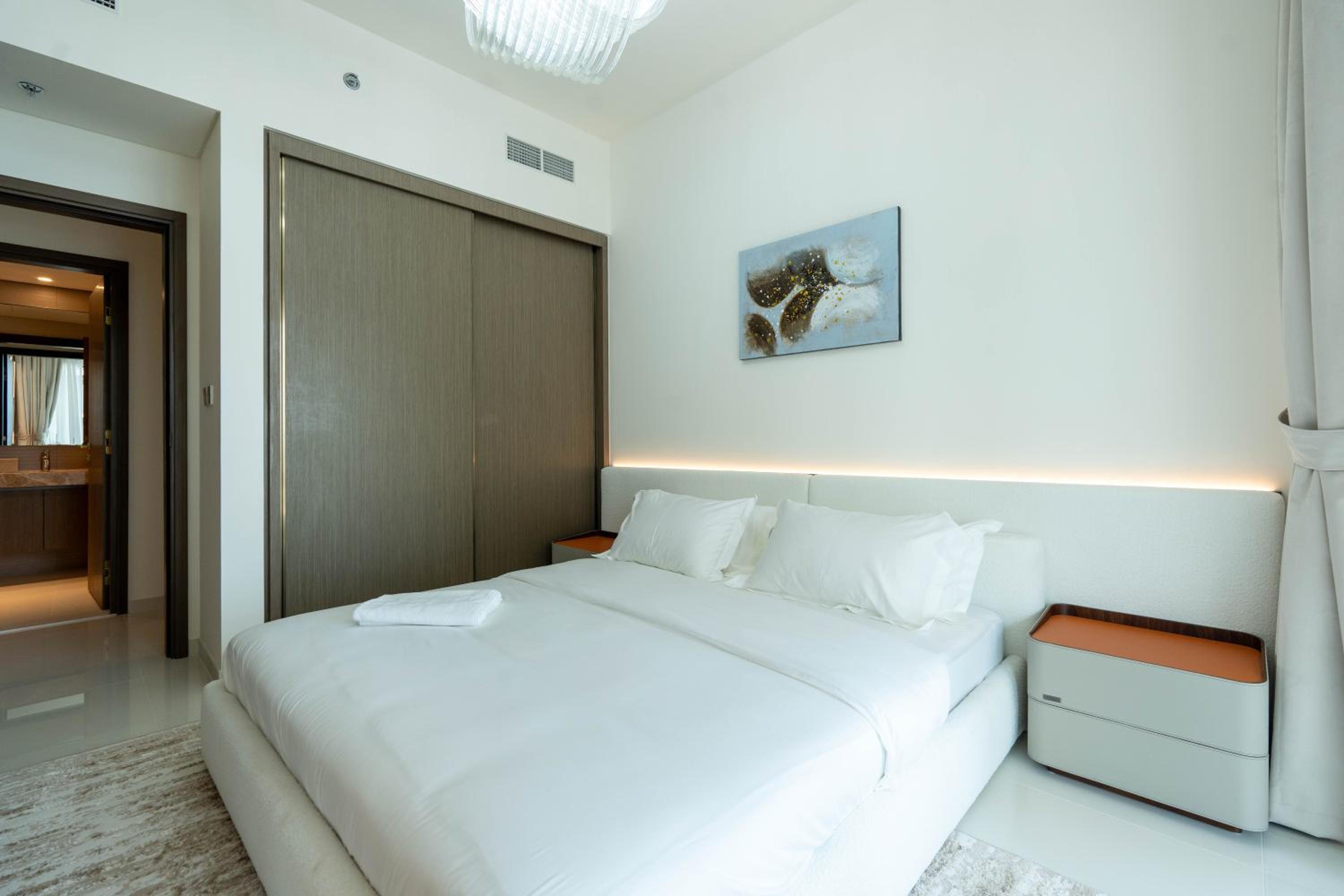 KeyRock - Palm View Luxury Stay in Grand Bleu
