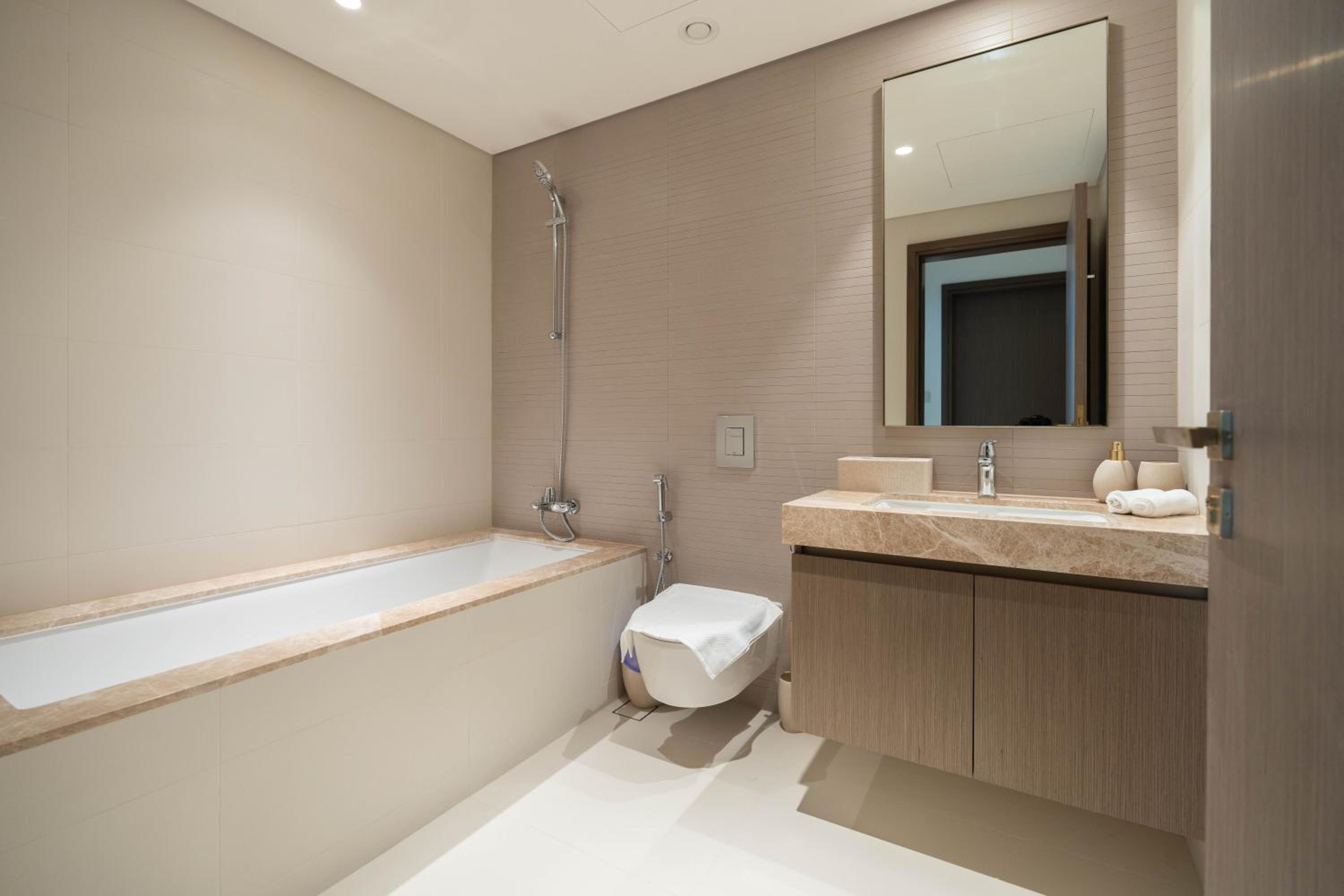 KeyRock - Palm View Luxury Stay in Grand Bleu