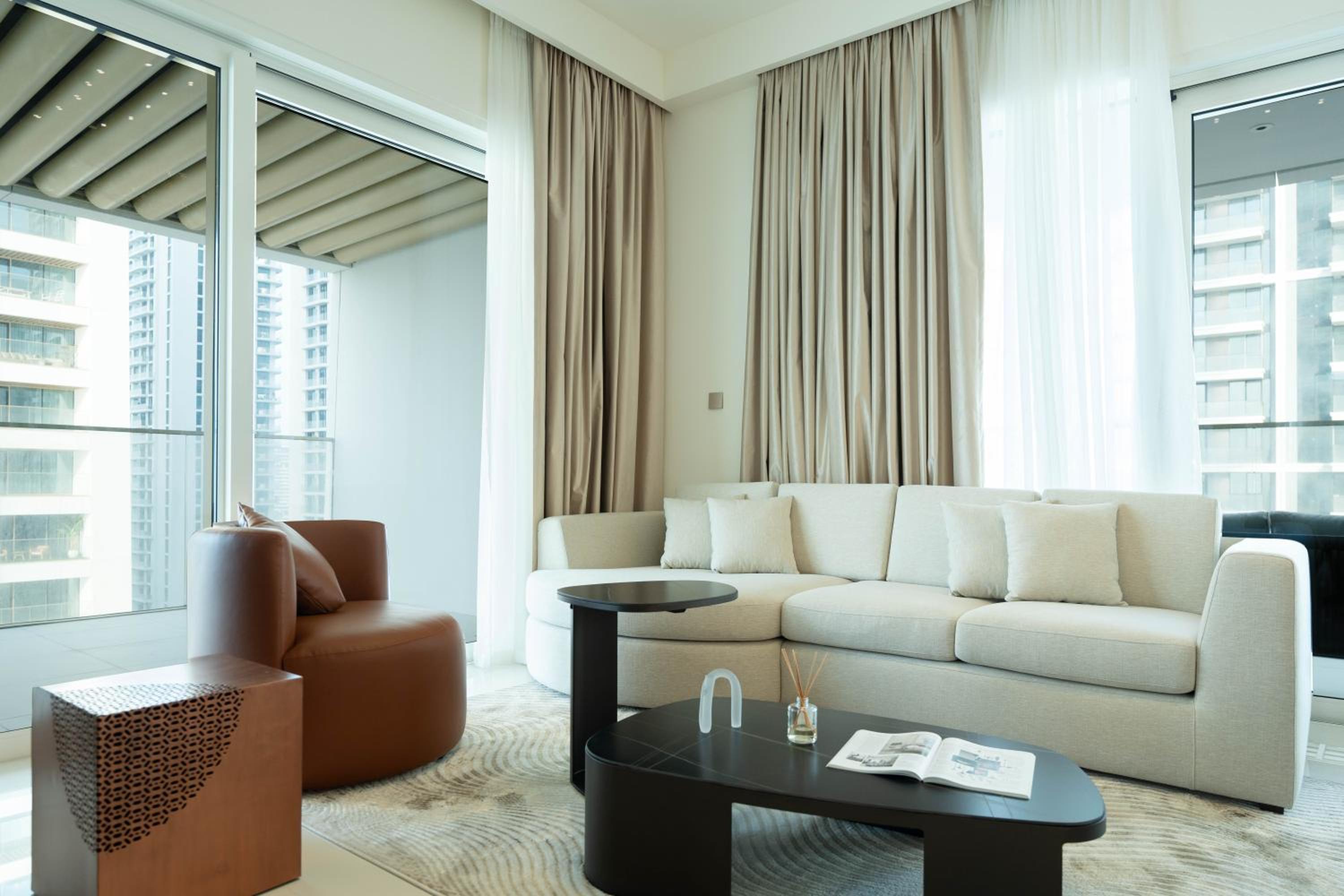KeyRock - Grand Bleu Escape with Iconic Palm Views