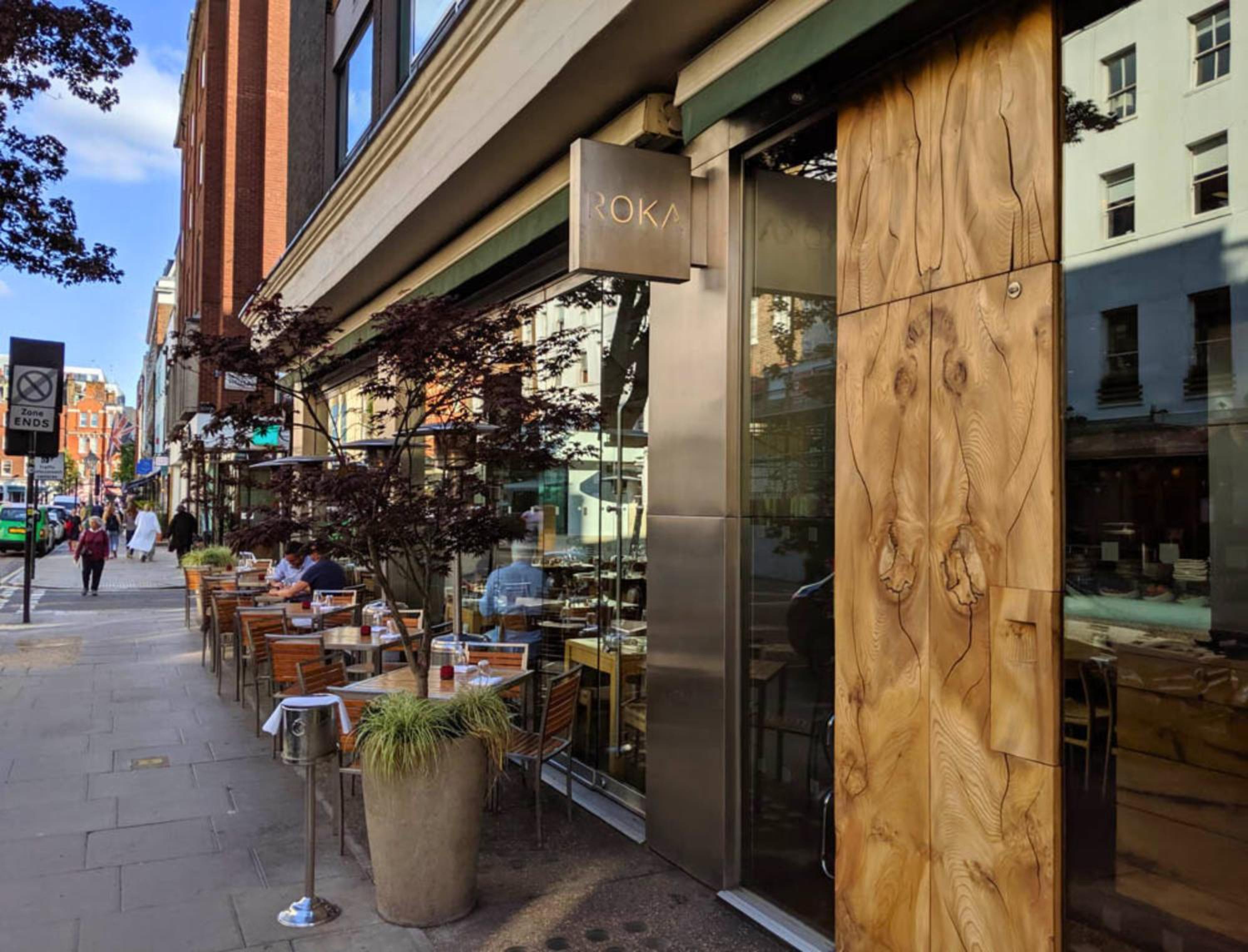 1300ft Fitzrovia Soho 2B2B by Tottenham Court Road Station Elizabeth line & Oxford Street