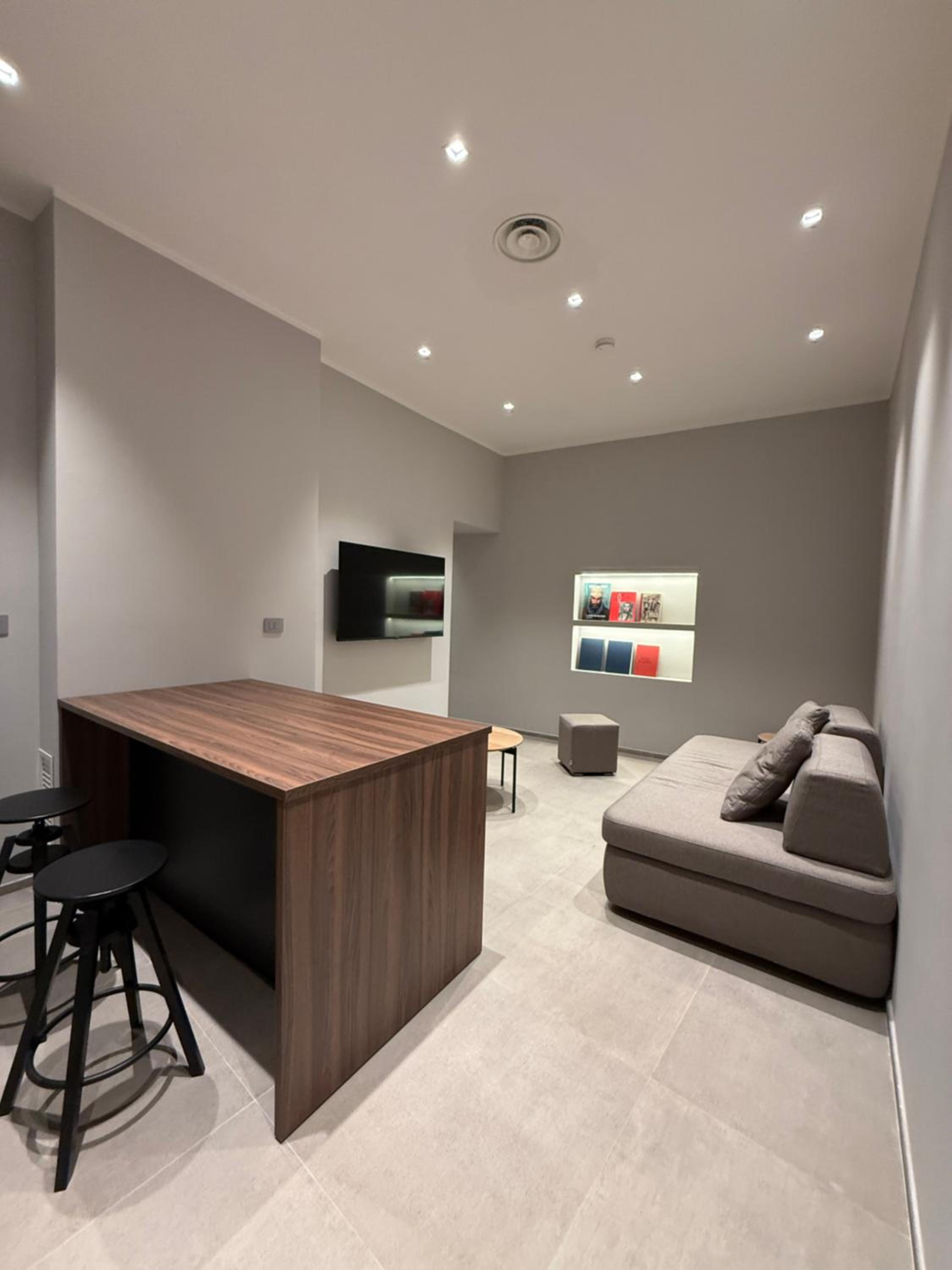 Leopoldo Suites