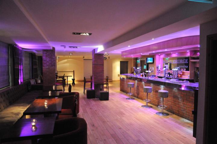 Royal George Hotel