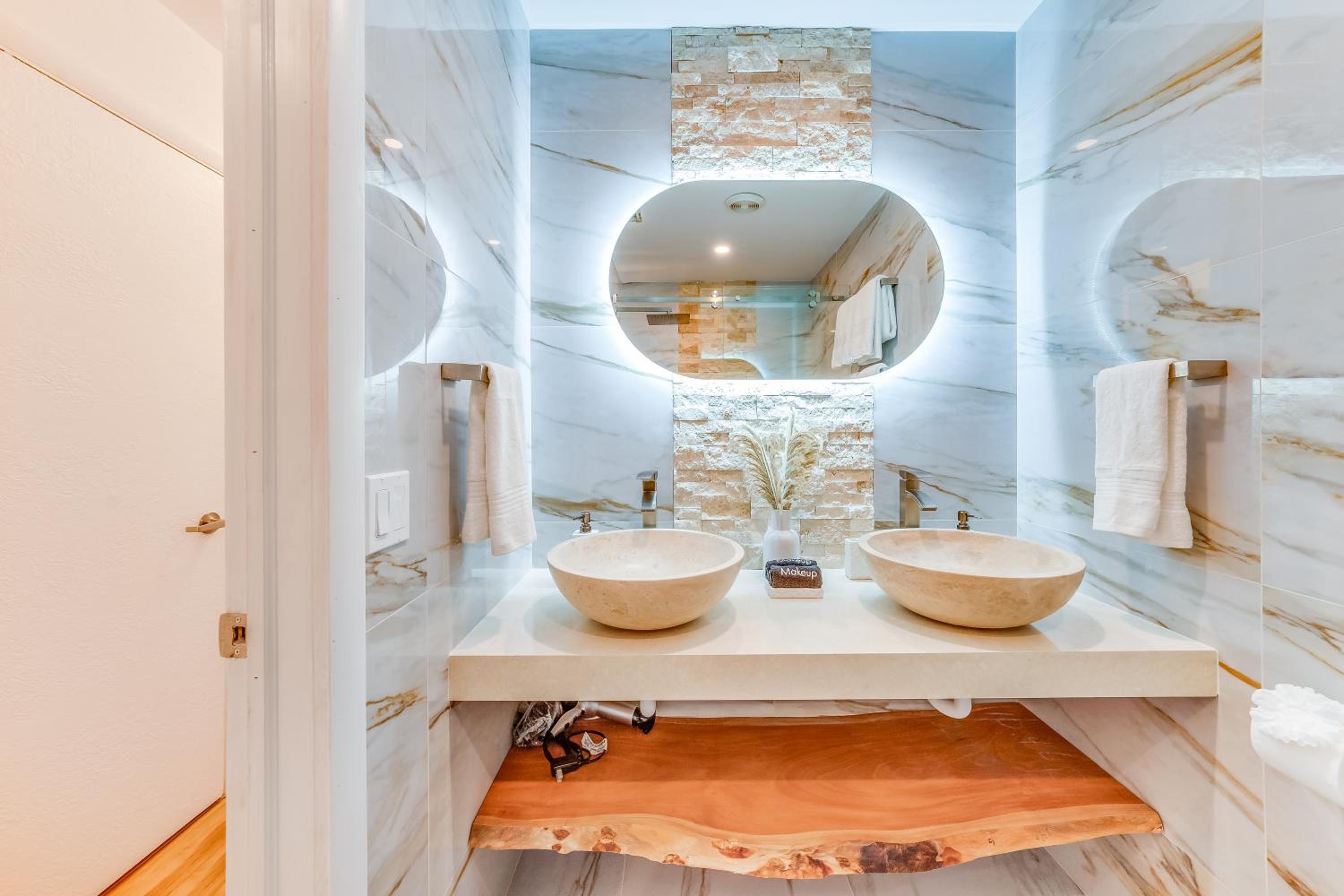 Fox Garden Luxury Boho Near Downtown & Beach