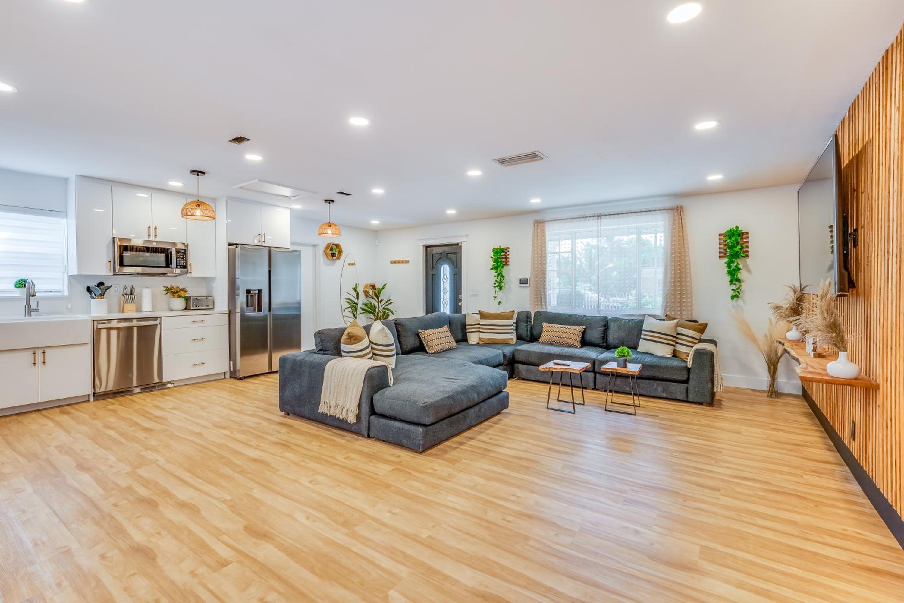 Fox Garden Luxury Boho Near Downtown & Beach