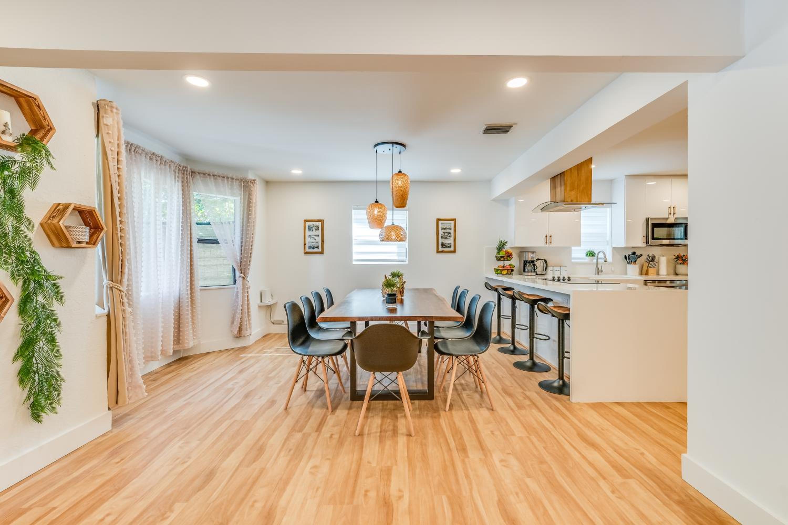 Fox Garden Luxury Boho Near Downtown & Beach