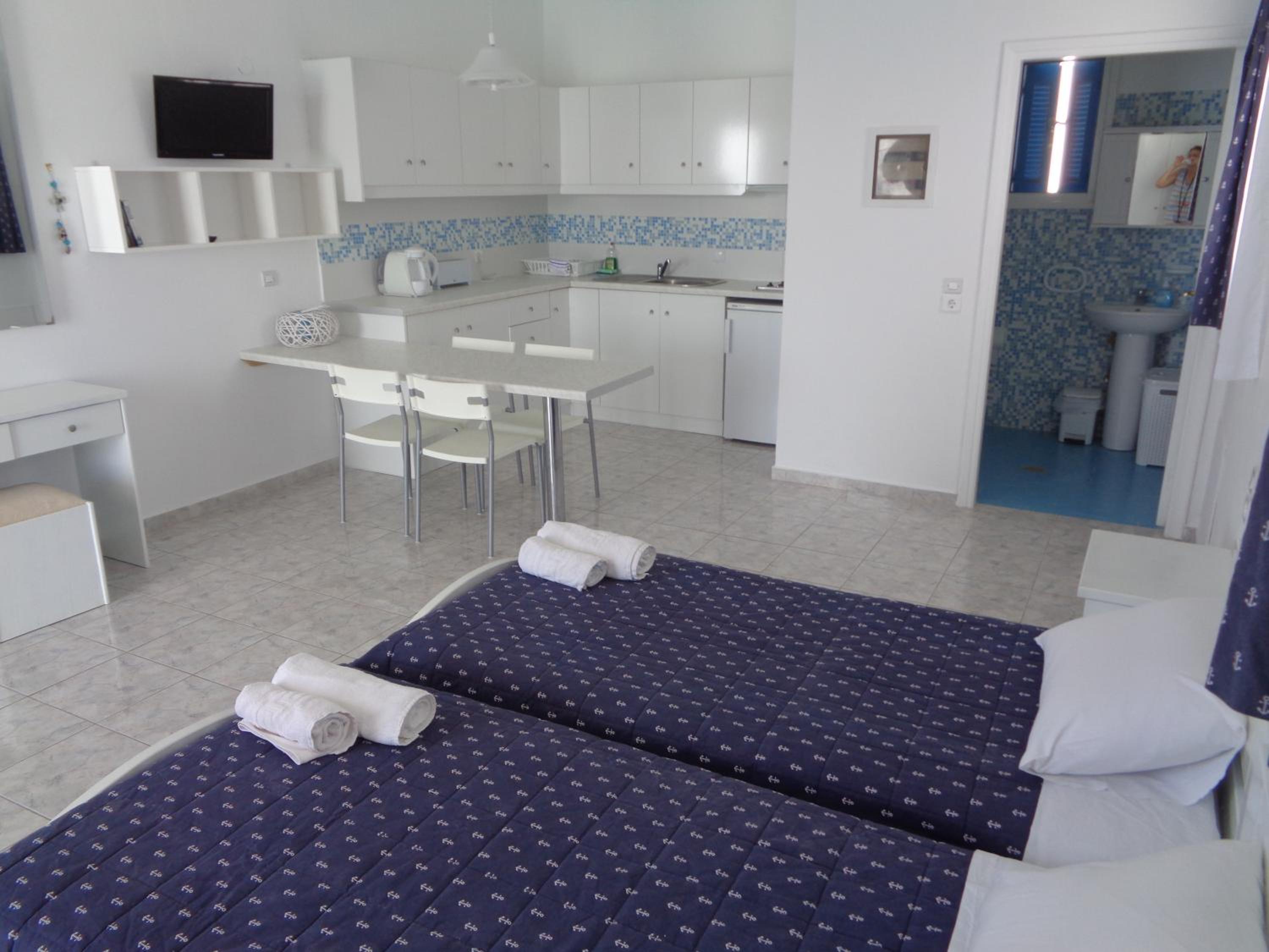 Blue and White Studios & Apartments