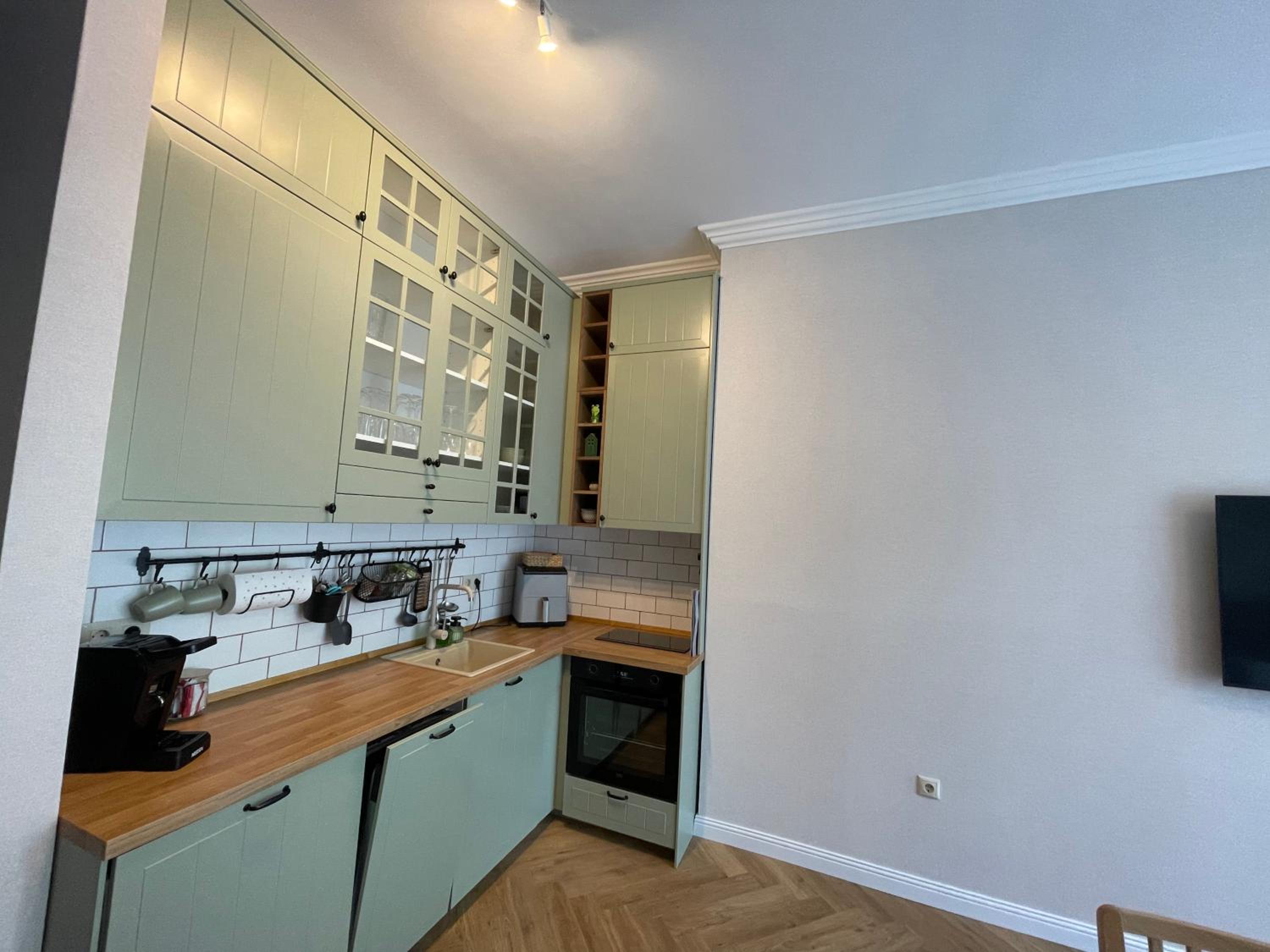Coral Bay Studio Varna - Beachfront with Free Parking