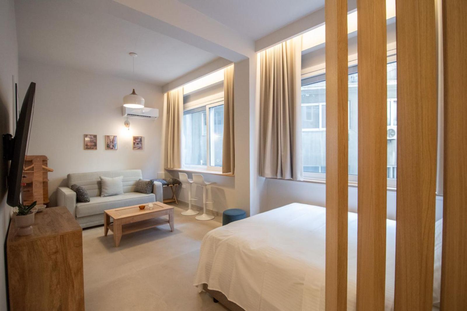 85 Urban Suites