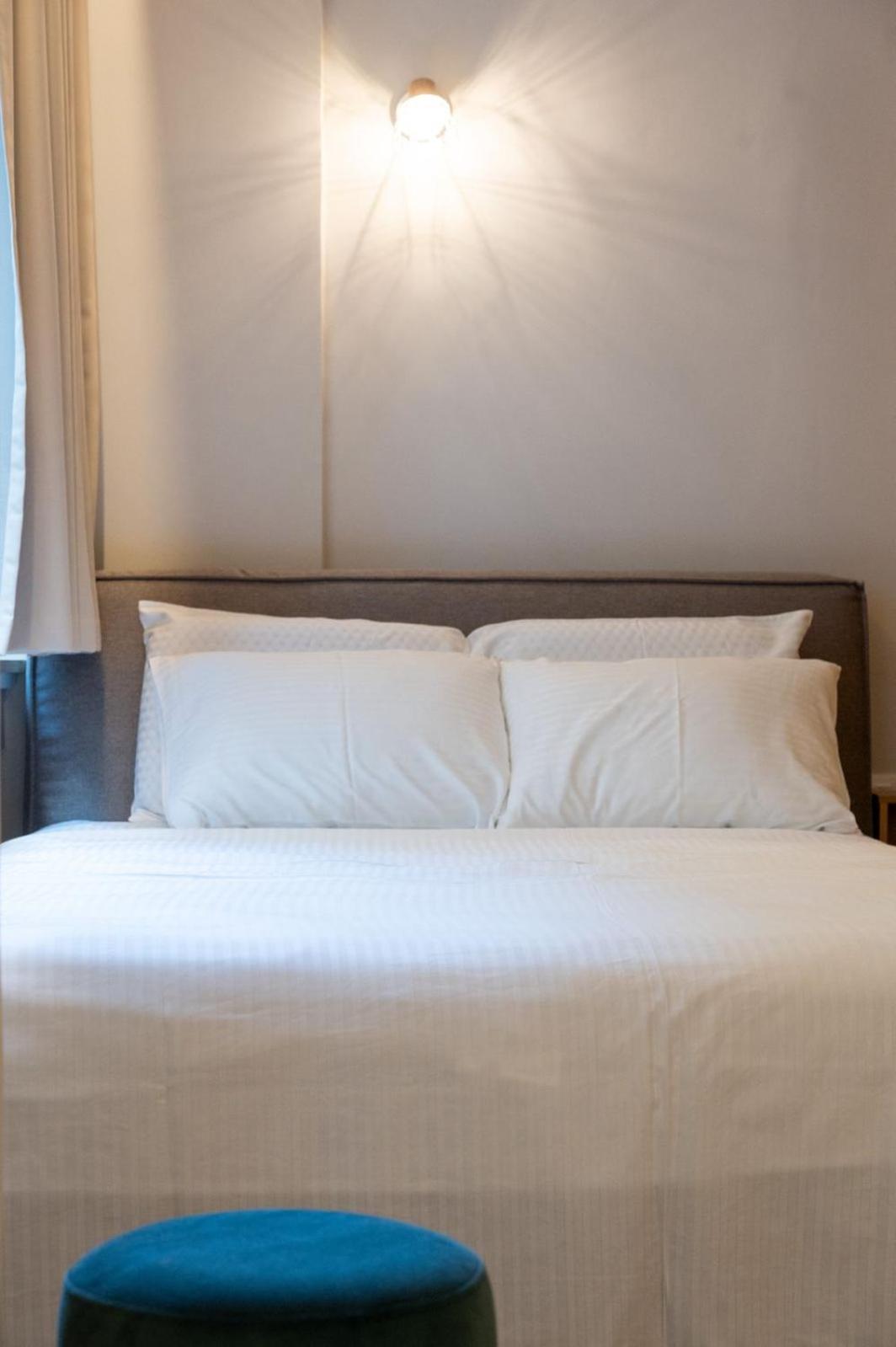 85 Urban Suites