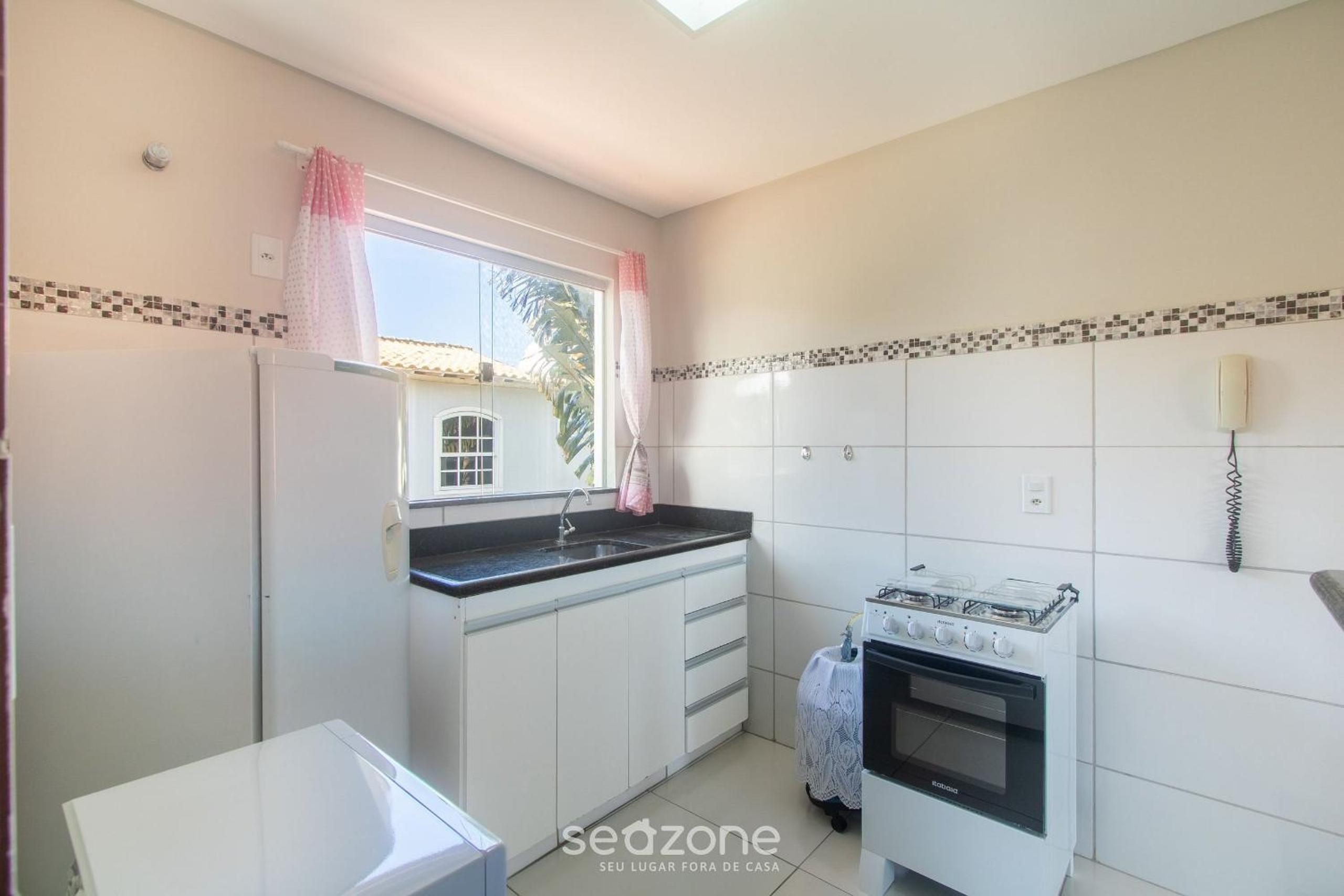 Apt in condo w/ pool 850m from the beach - SRR0007