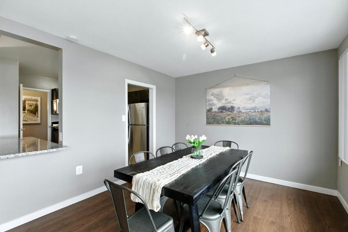 Boutique DCA Unit-Sleeps 7-Free Parking-Great Spot