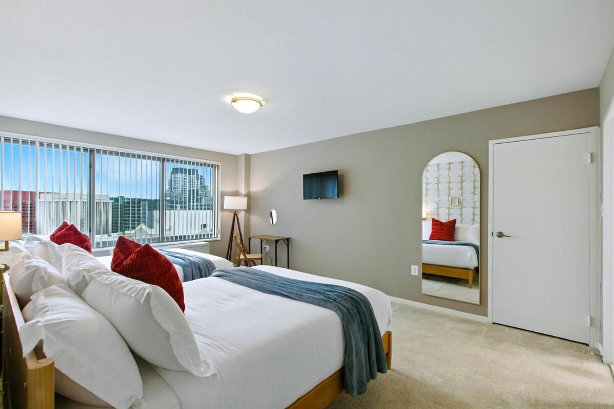 Boutique DCA Unit-Sleeps 7-Free Parking-Great Spot