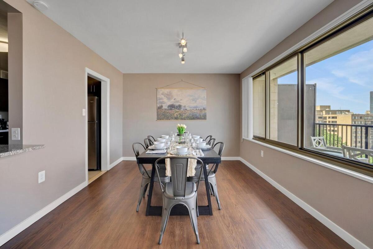 Boutique DCA Unit-Sleeps 7-Free Parking-Great Spot