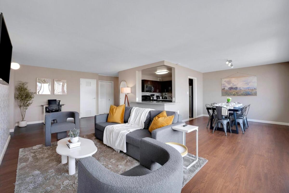 Boutique DCA Unit-Sleeps 7-Free Parking-Great Spot