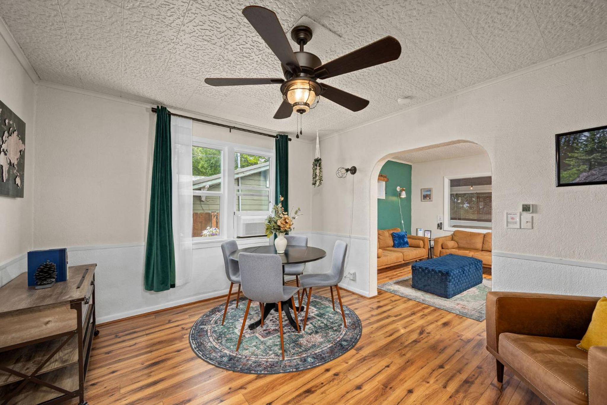 Pengs Place, photo 43