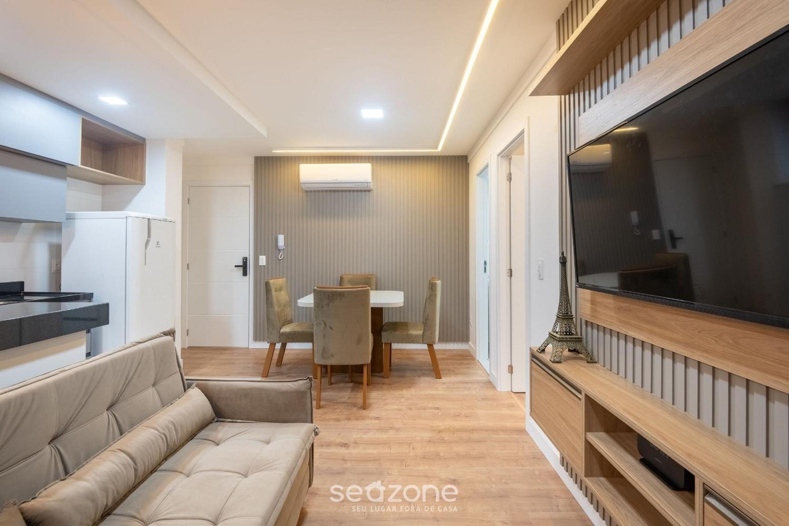 Building with New Apartments 300m from the Beach - EEP