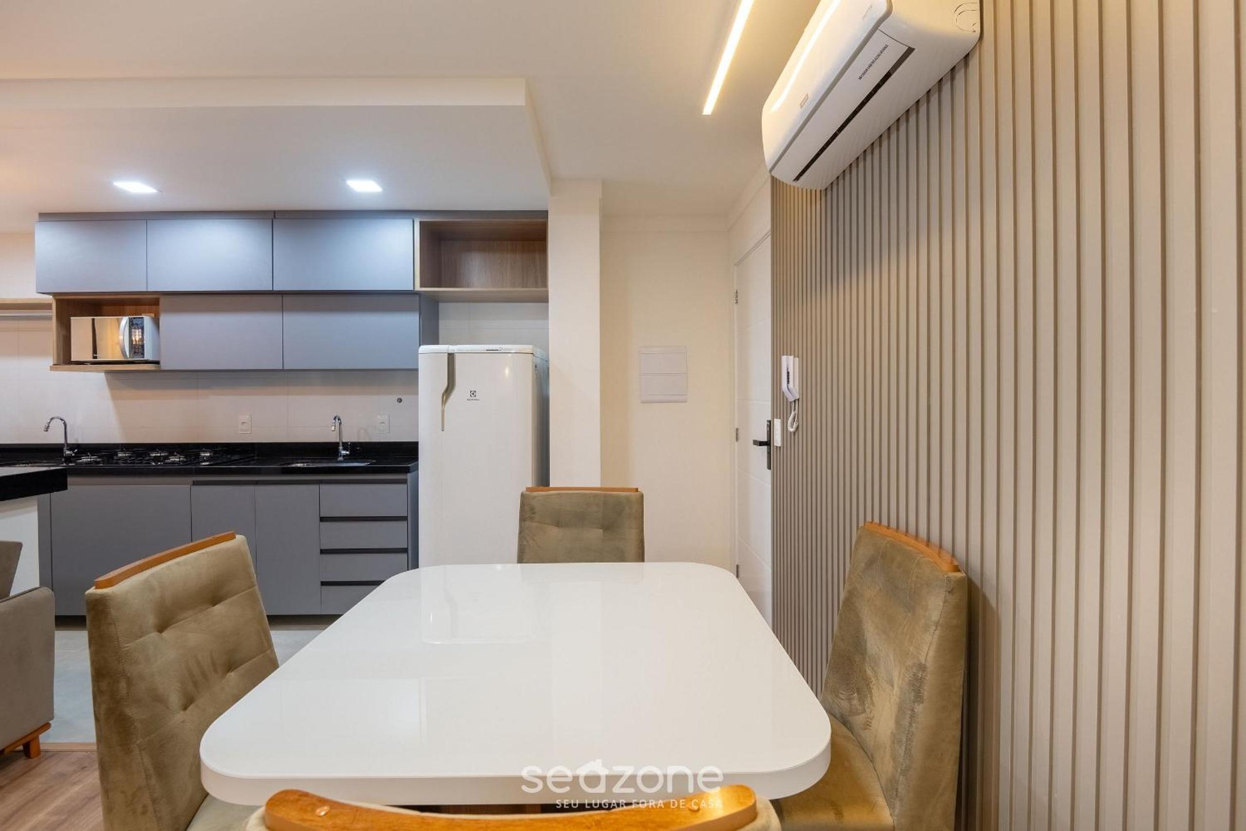 Building with New Apartments 300m from the Beach - EEP