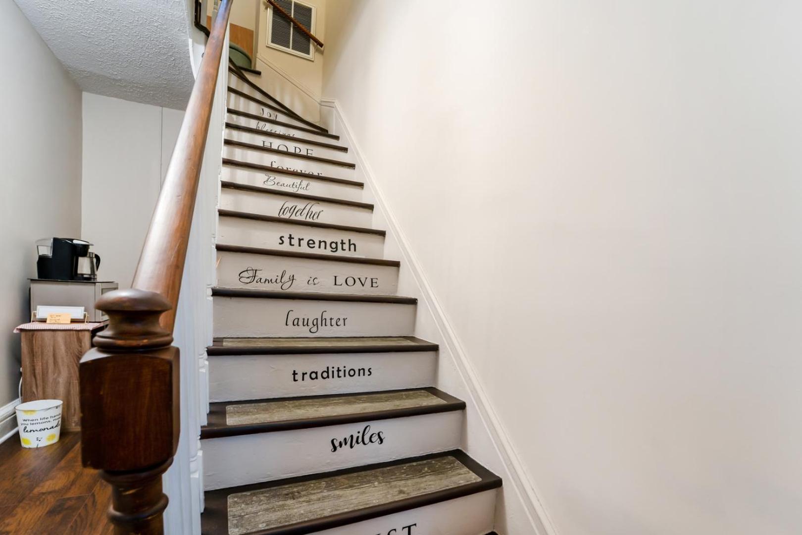 Renovated 4BR | 10 Min to Liberty University