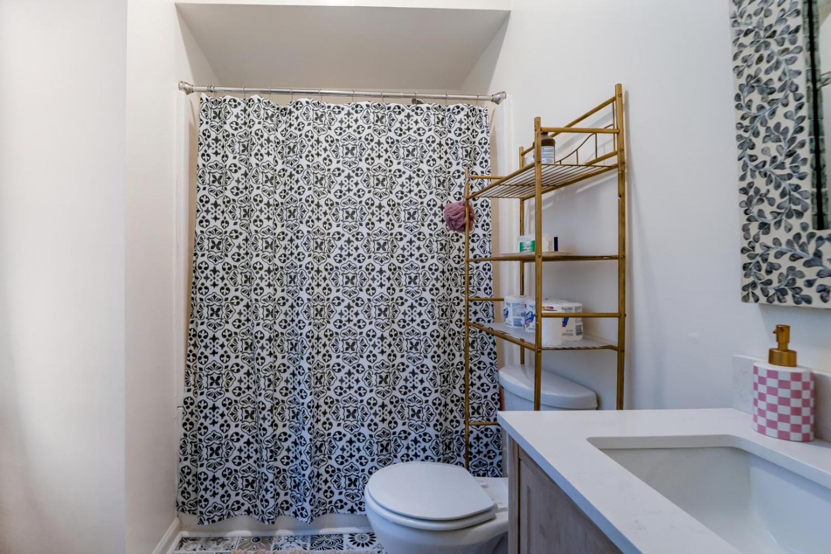 Renovated 4BR | 10 Min to Liberty University