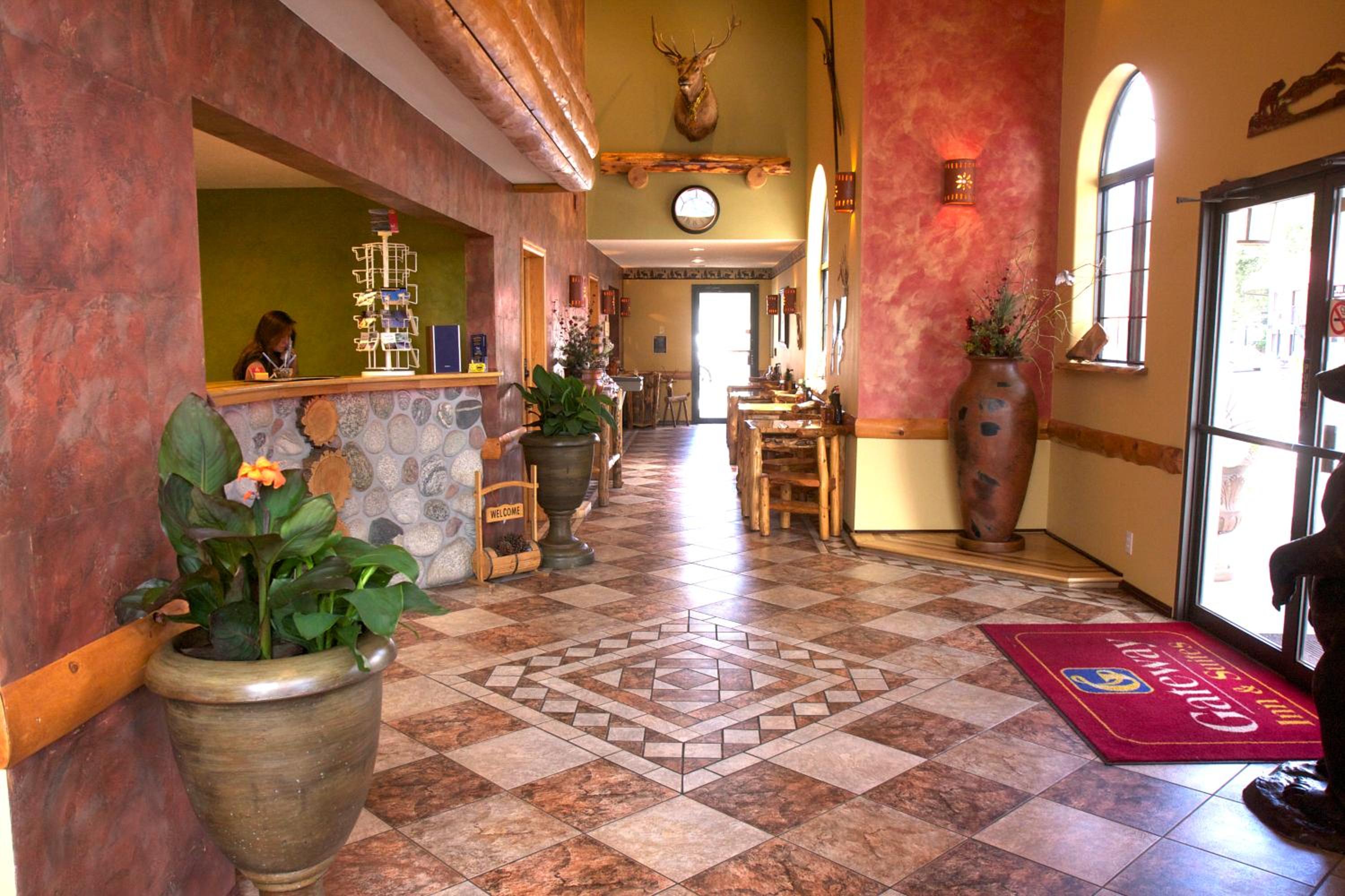 Gateway Inn and Suites
